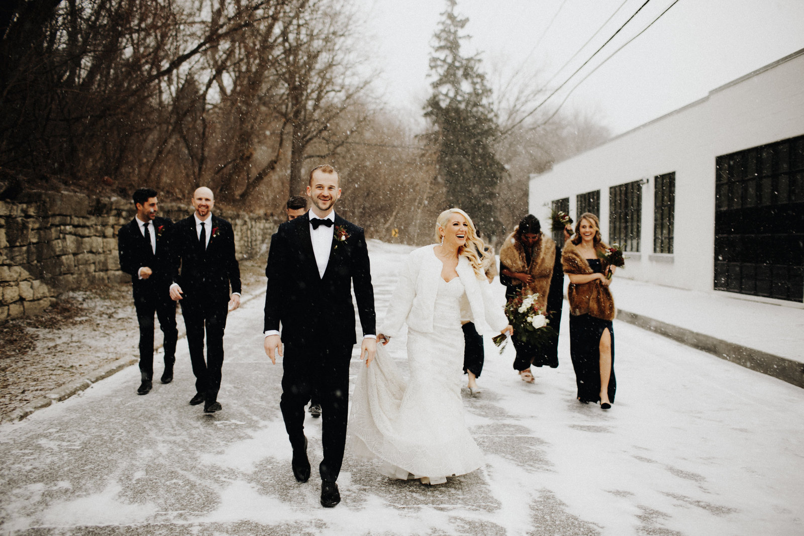 winter-wedding-upstate-new-york-hudson
