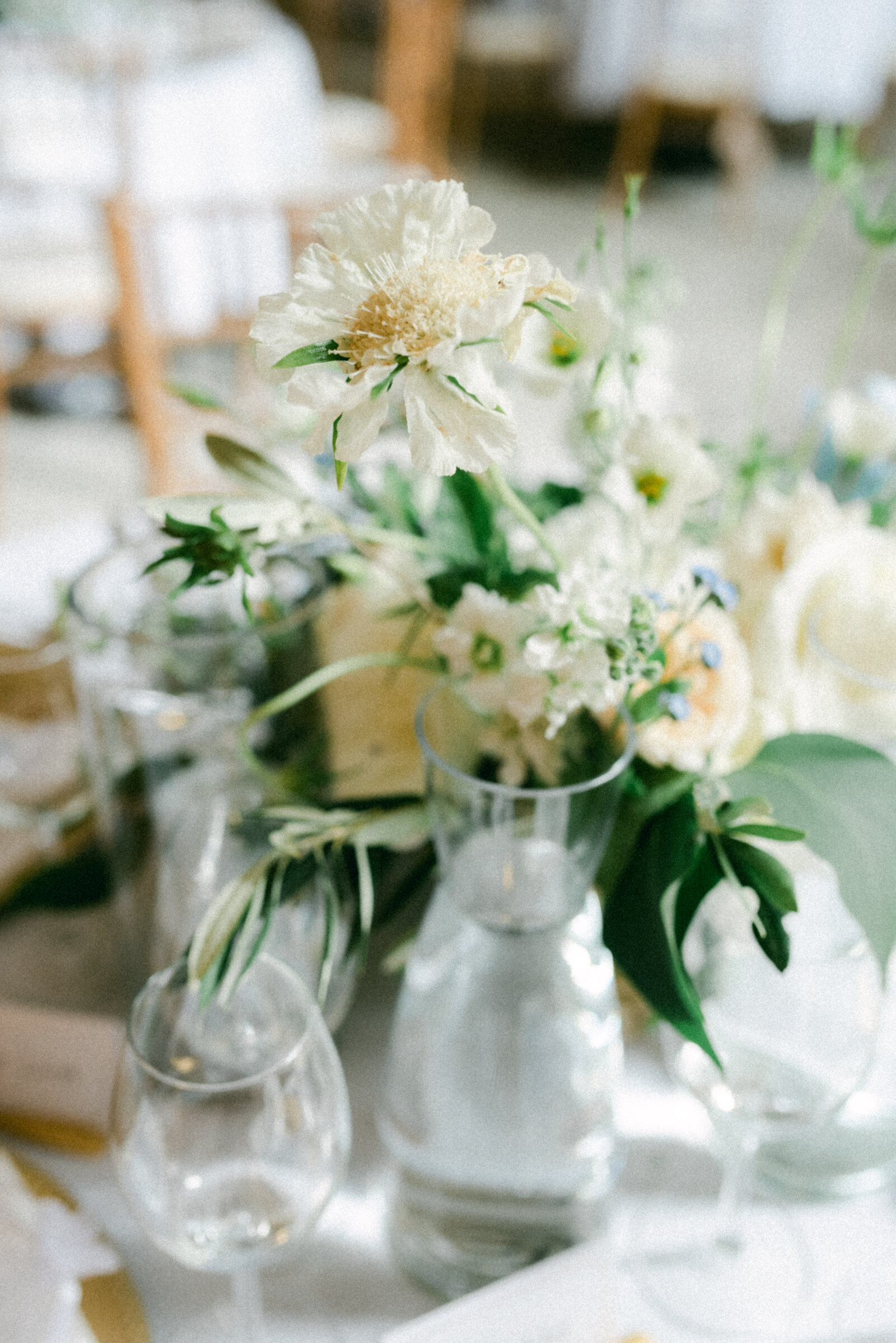 Wedding table setting photographed by wedding photographer Hannika Gabrielsson.
