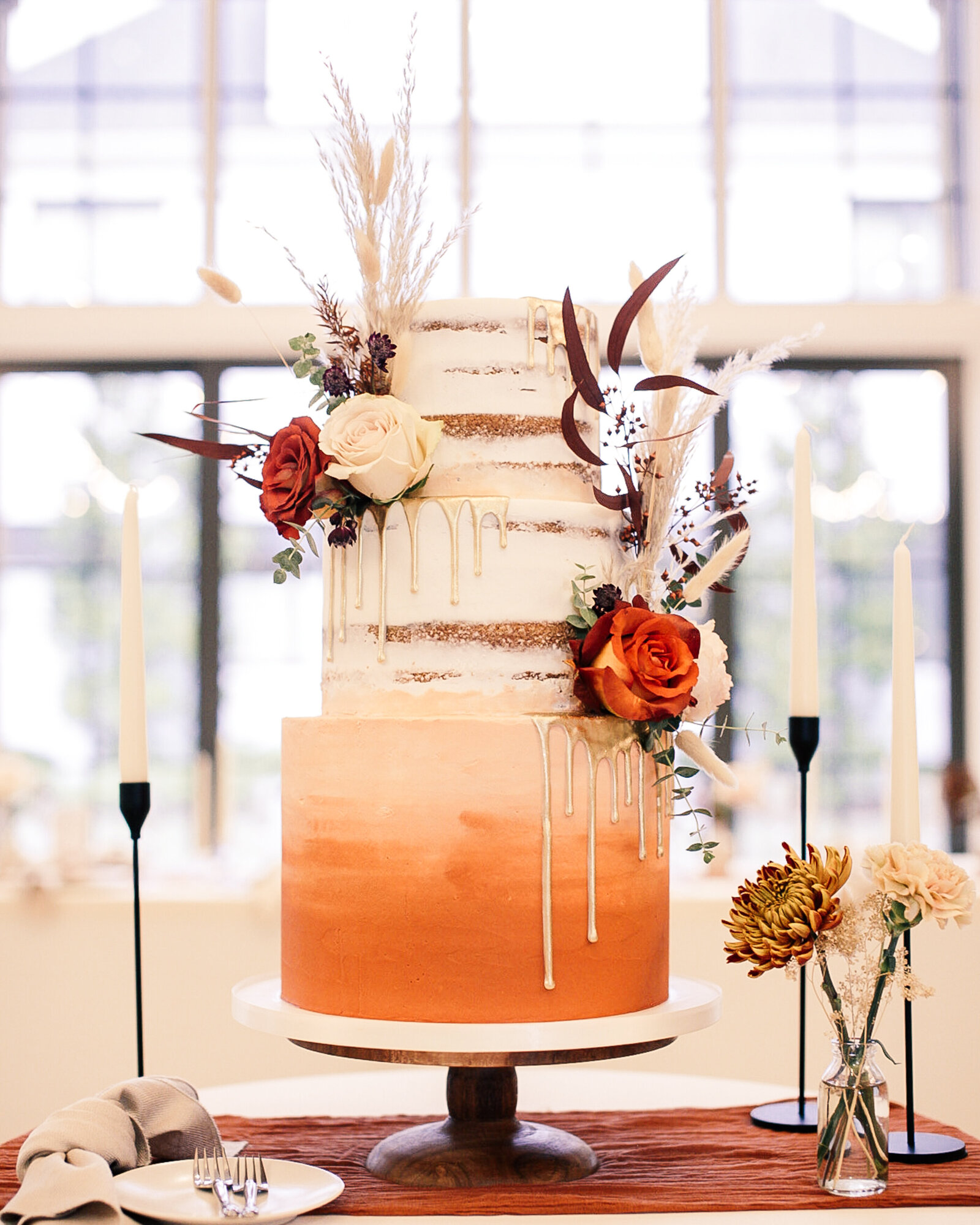 Textured-Organic-Wedding-Cake-Ashley-Cakes-9