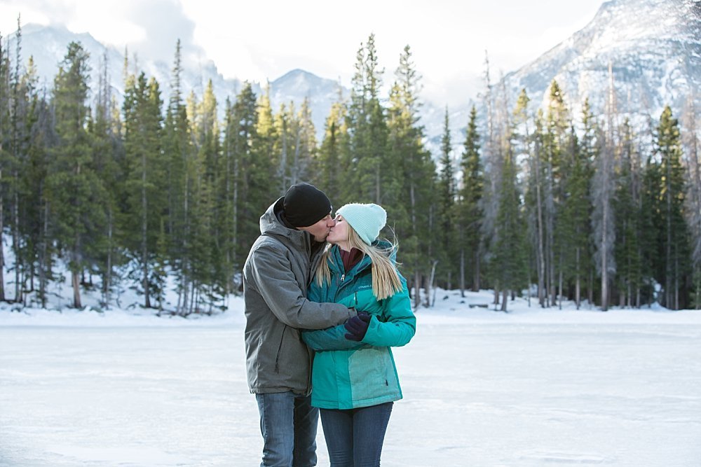 Colorado winter engagement photographer at Rocky Mountain National Park