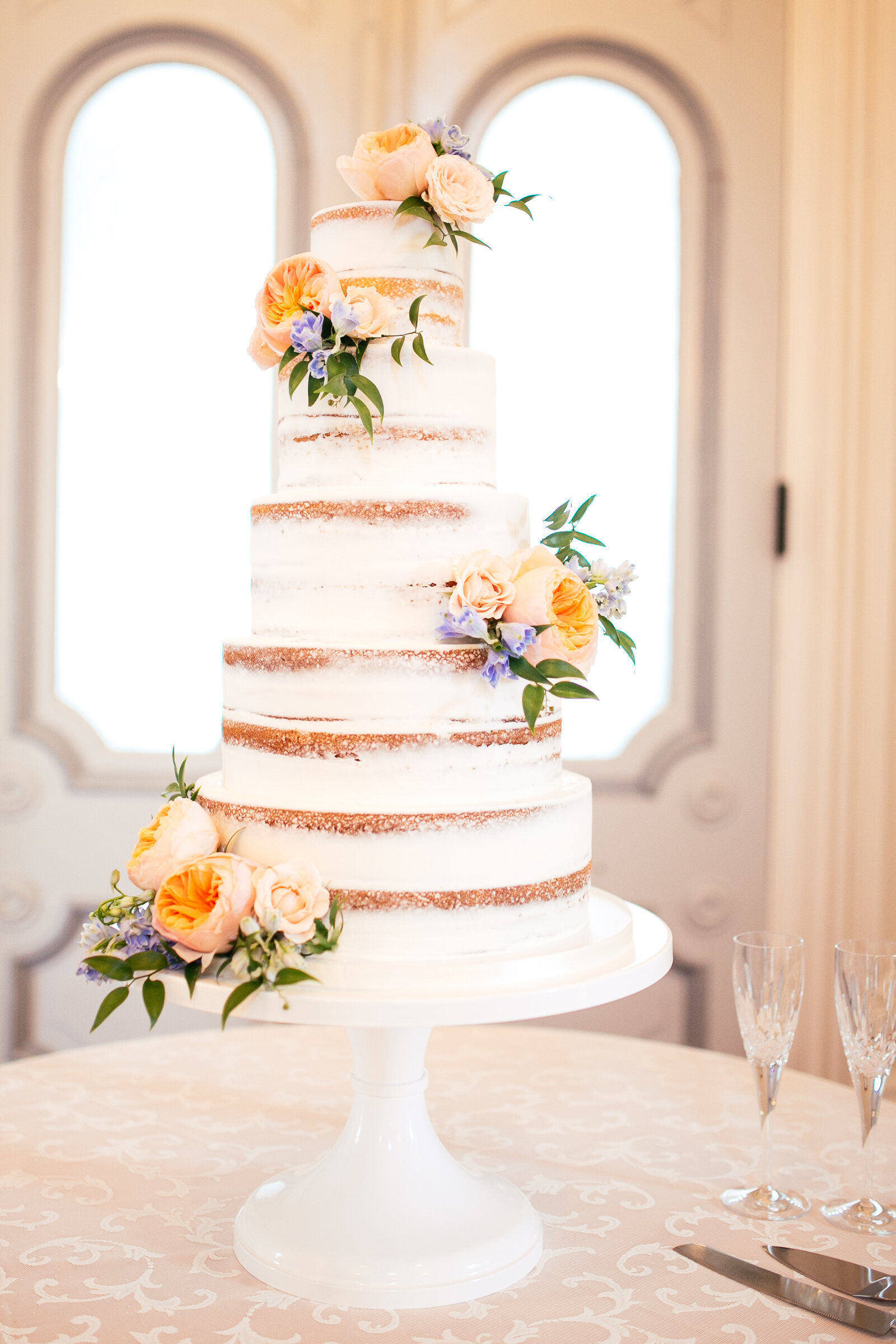 Textured-Organic-Wedding-Cake-Ashley-Cakes-7