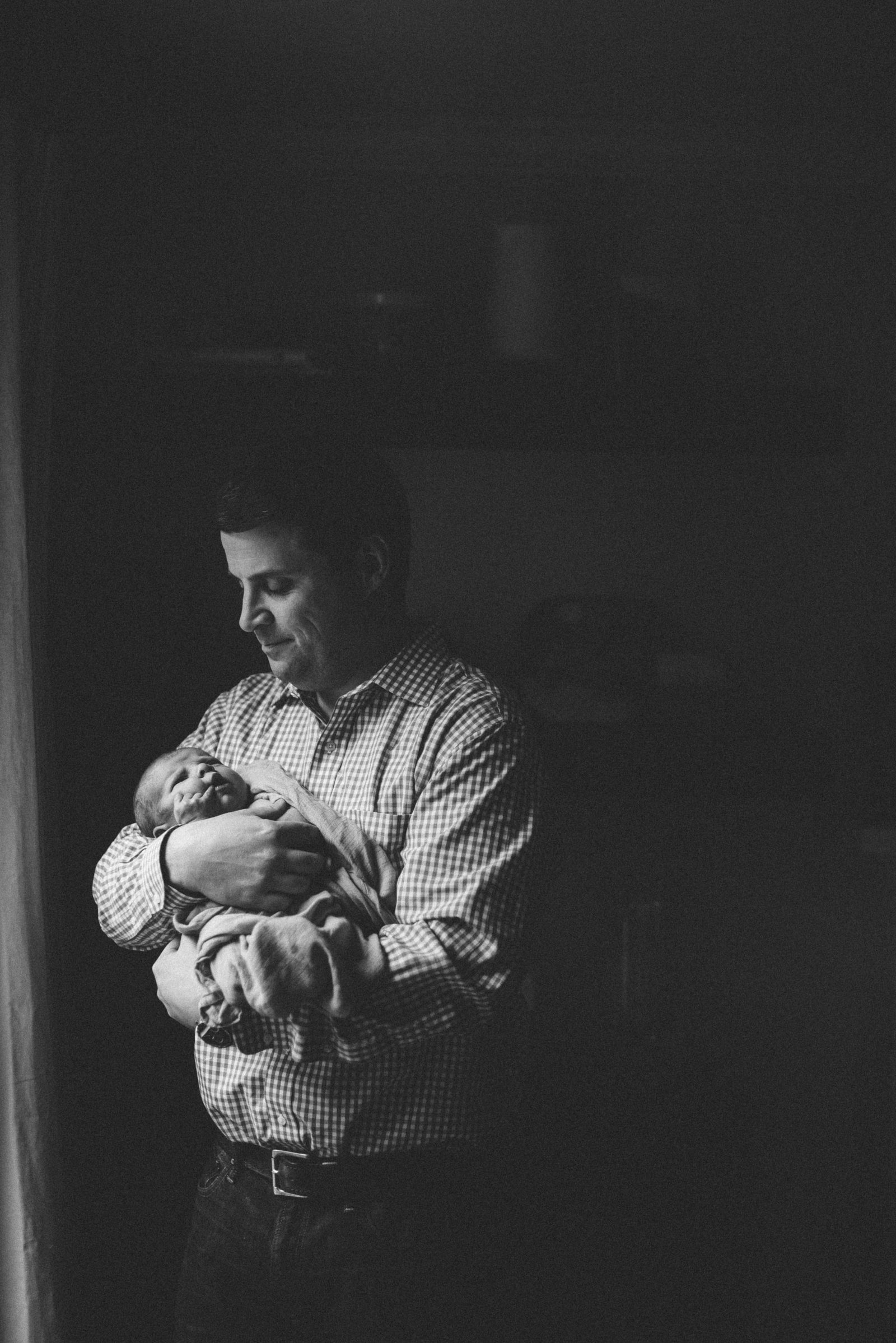 Boston-Newborn-Photographer-Lifestyle-Documentary-Home-Styled-Session-348