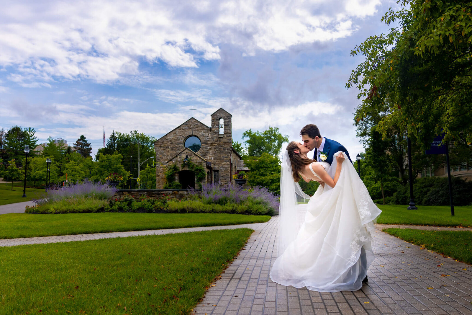 xavier-university-wedding-couple-stone-chapel
