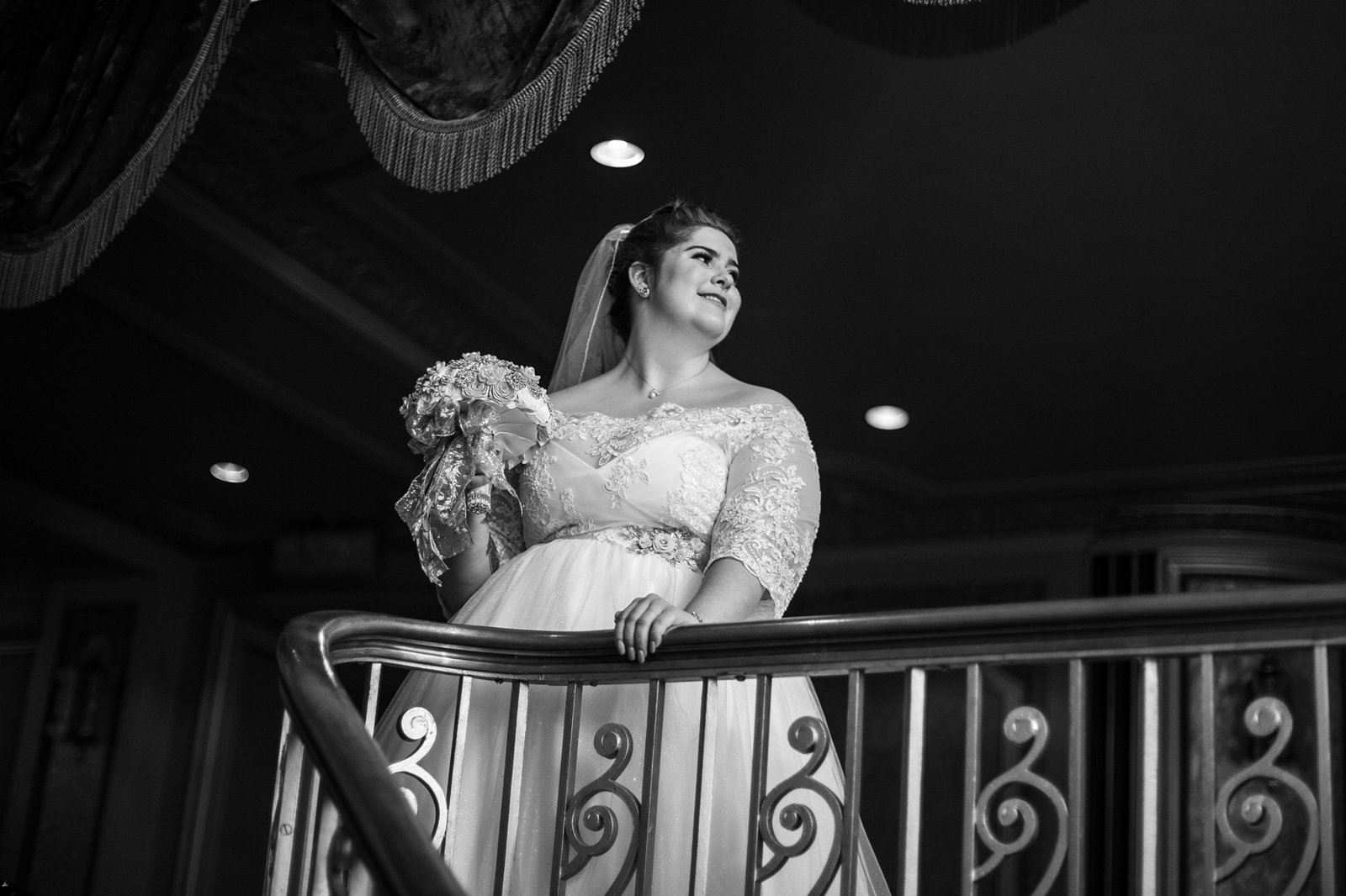 Erie-PA-Wedding-Photography-Warner-Theater08