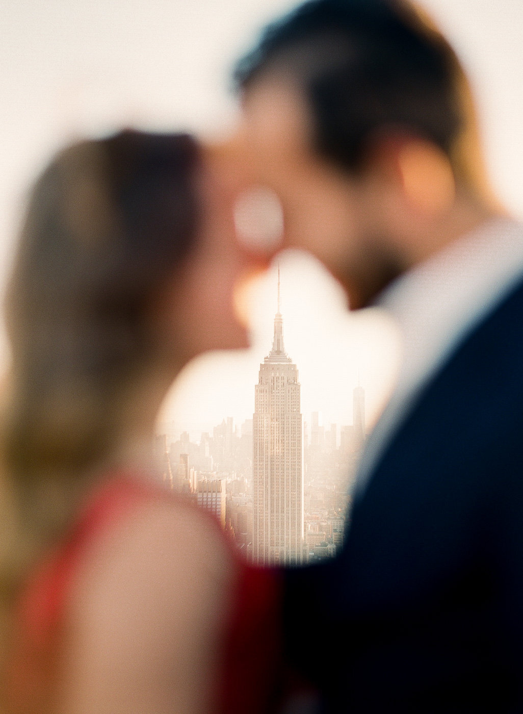 romantic-nyc-engagement-locations-top-of-rock-1