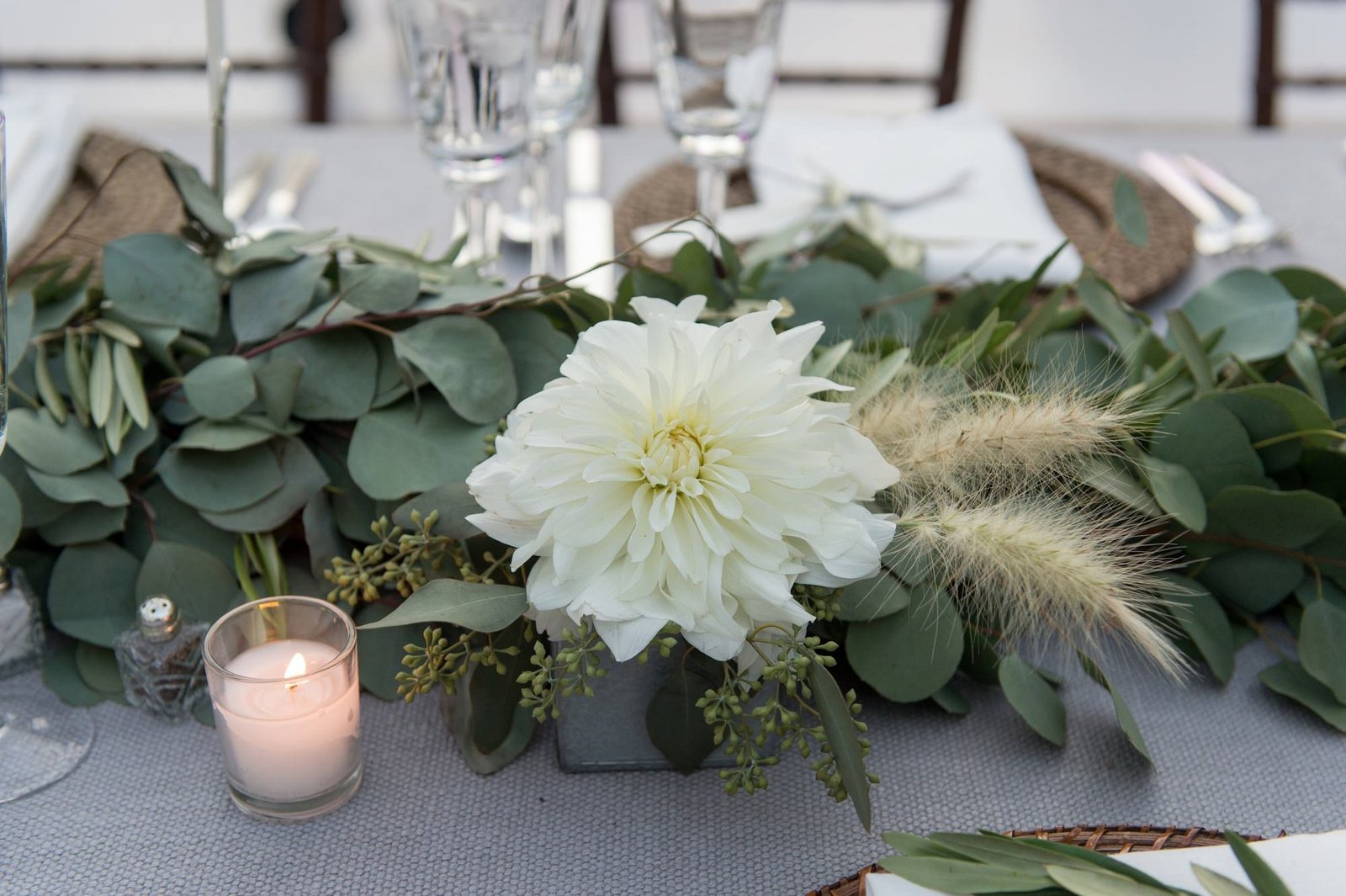 Rustic and elegant table for a home wedding in Washington, CT