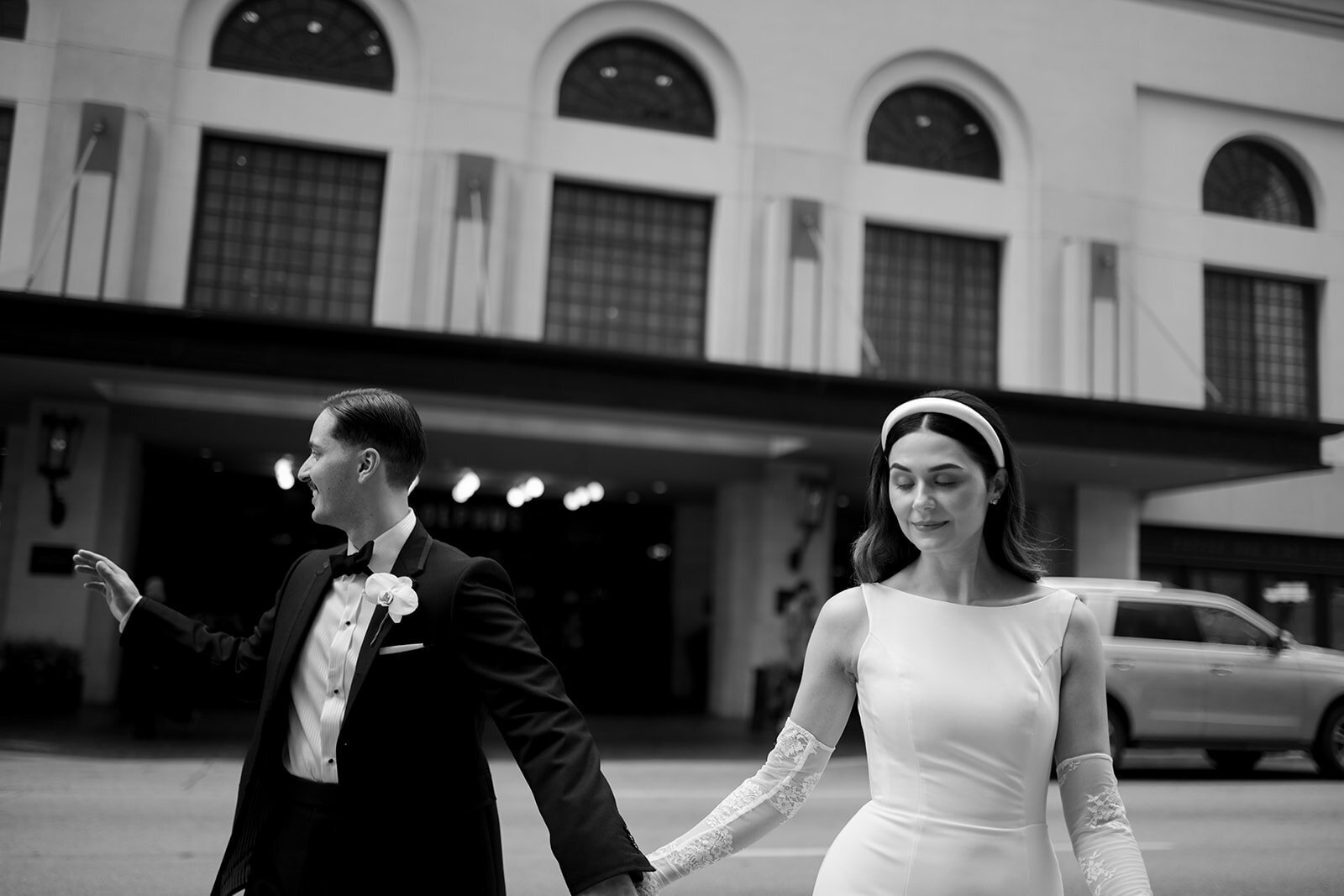 hariandemily-theadolphus-wedding-dallas-izziecervantesphotography-168_websize