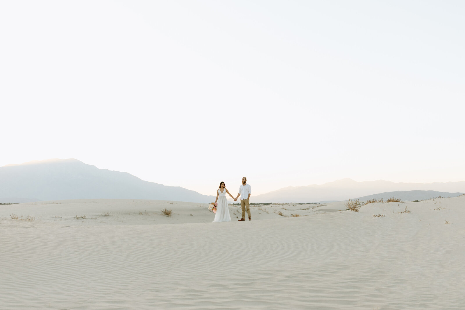 Leandra & Austin - Boho Desert Styled Elopement - Tess Laureen Photography @tesslaureen - 0734