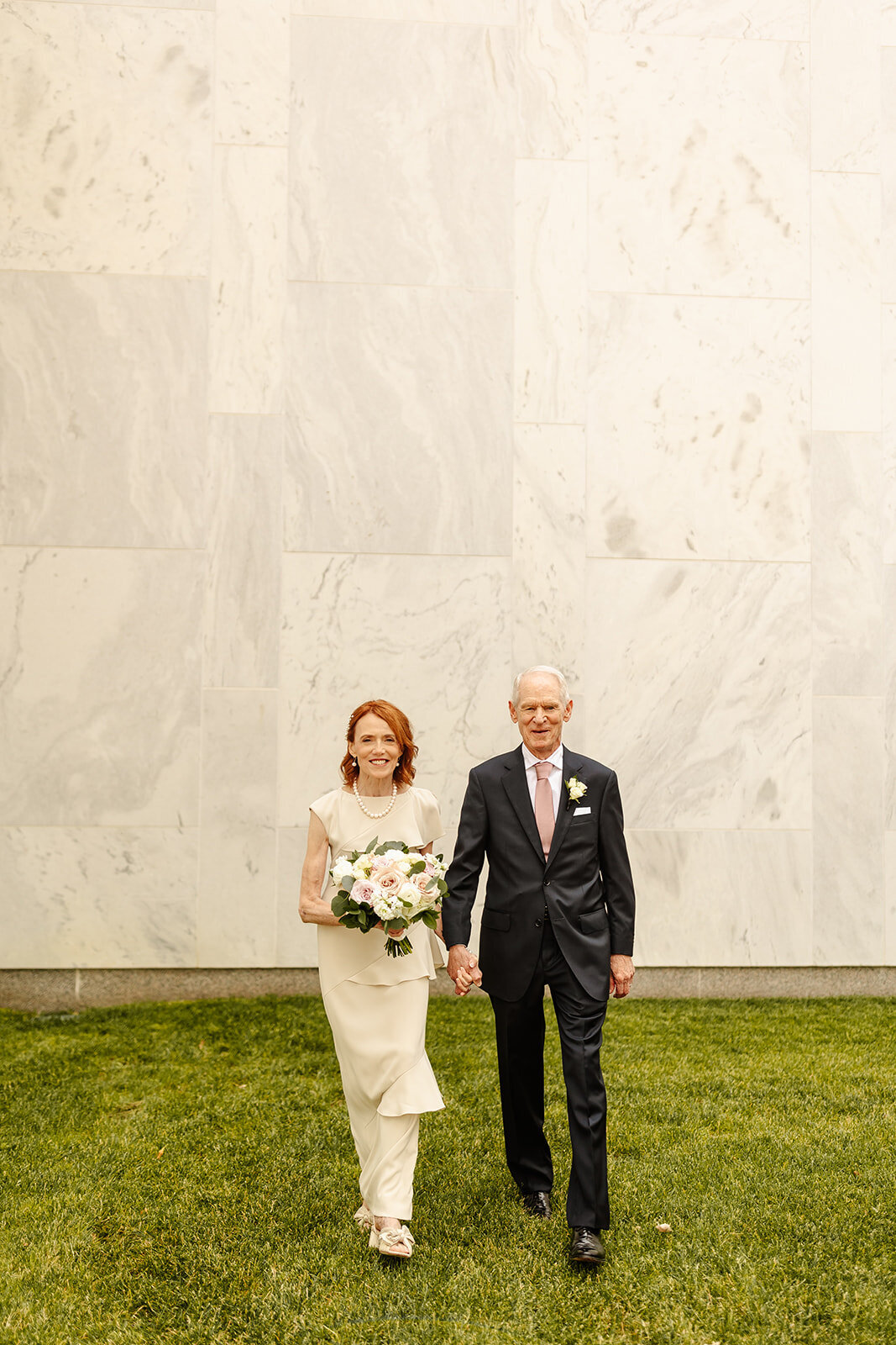 modern-wedding-portraits-with-older-couple