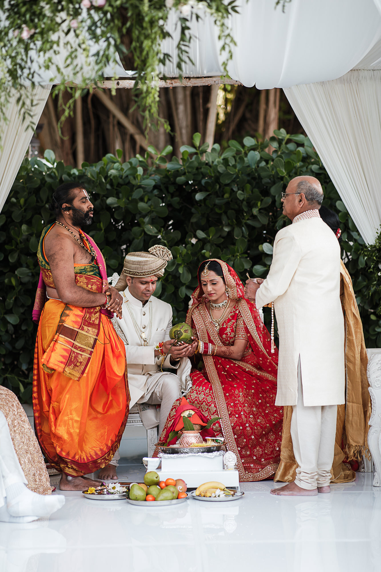 Indian-Wedding-Coral-Gables-Country-Club-Sonju-Miami-Photographer-38