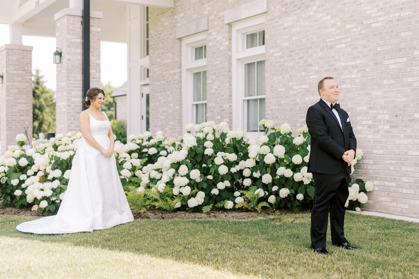 Close Wedding Iron & Ember Sneak Peeks Aubrey Lynn Photography-58