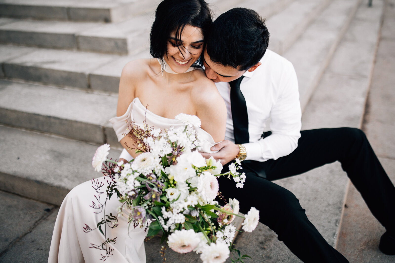 denver-courthouse-stairs-elopement-1