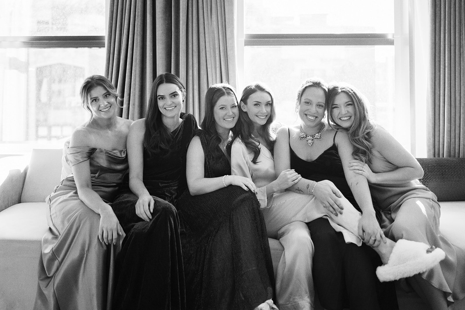Chicago_Wedding_Photographer_LaurenPage23-11