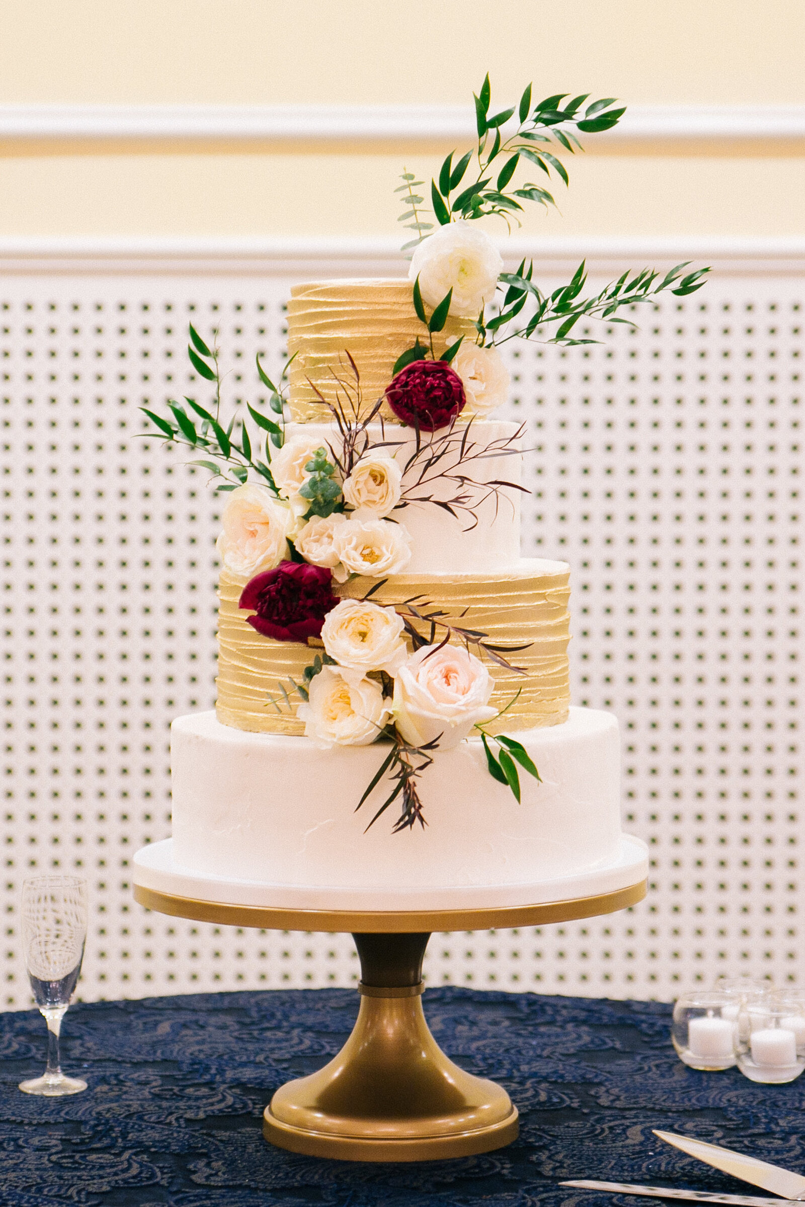 Textured-Organic-Wedding-Cake-Ashley-Cakes-29