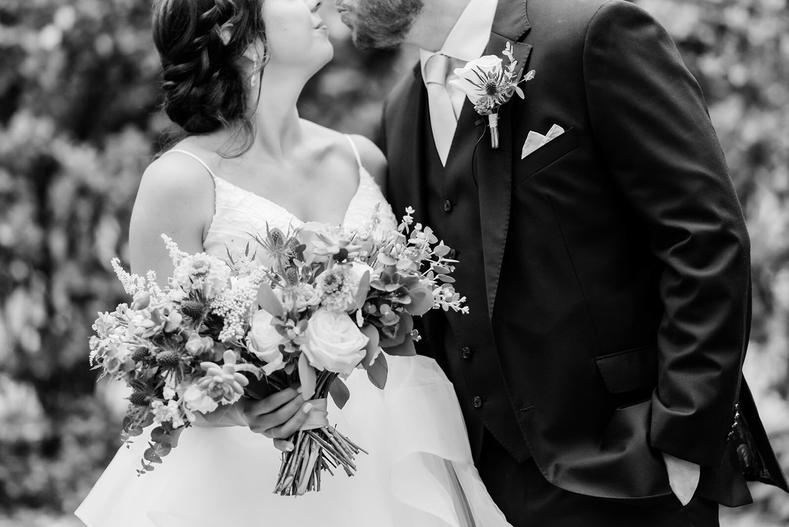 Bowing Oaks Wedding Jacksonville Florida Chabeli Woolsey Photography 2022 -50