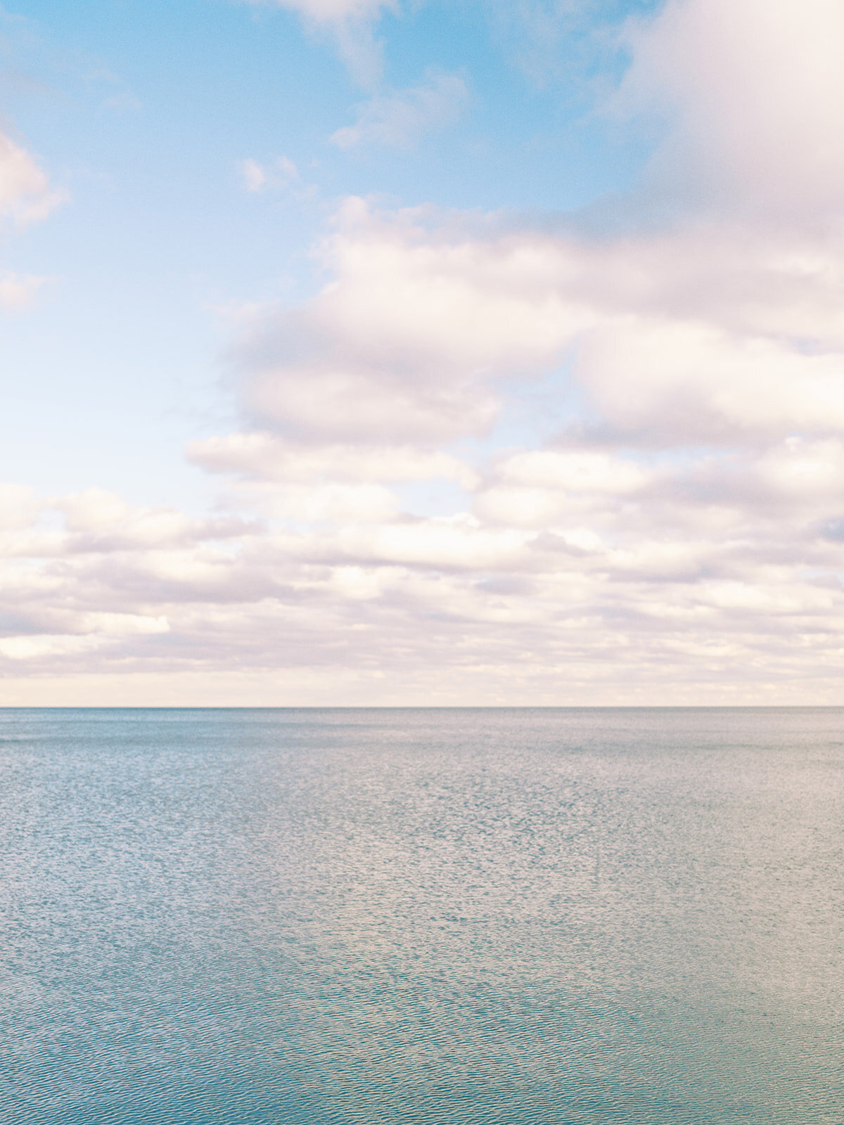 Chicago_Wedding_Photographer_LaurenPage23-80
