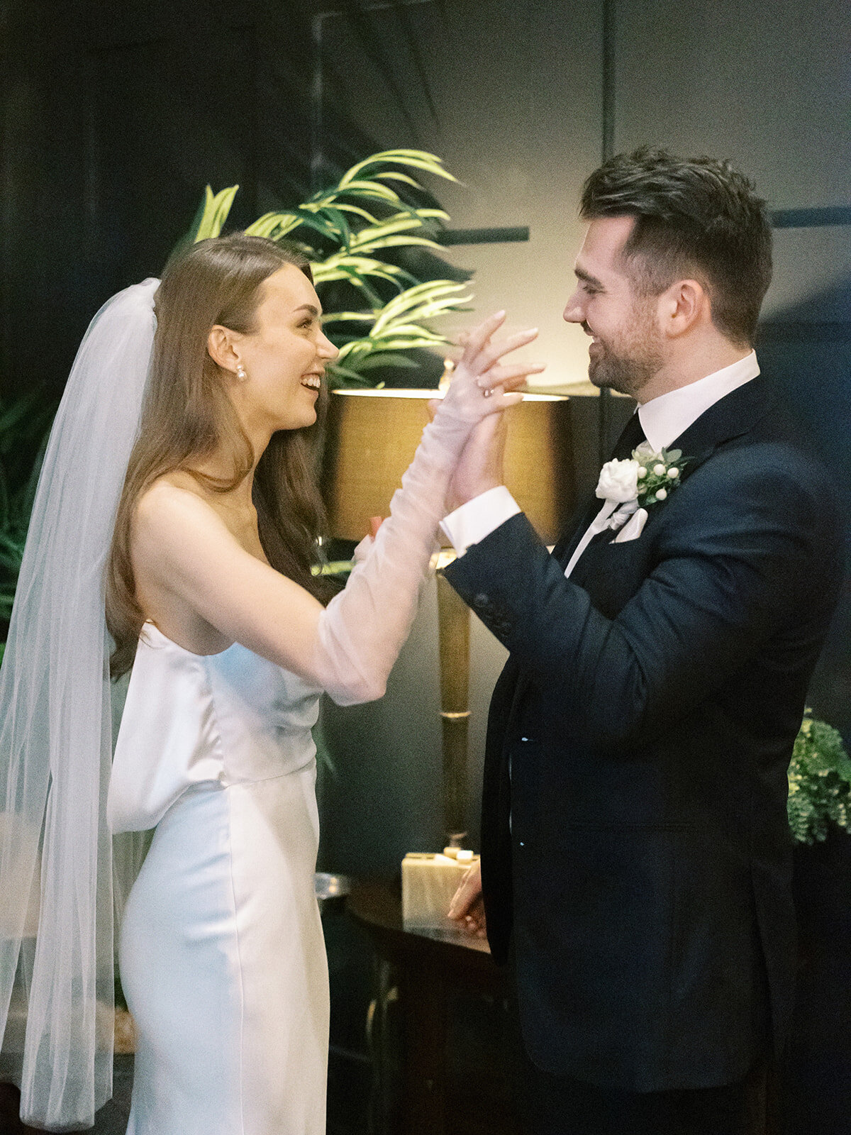 Chicago_Wedding_Photographer_LaurenPage23-92