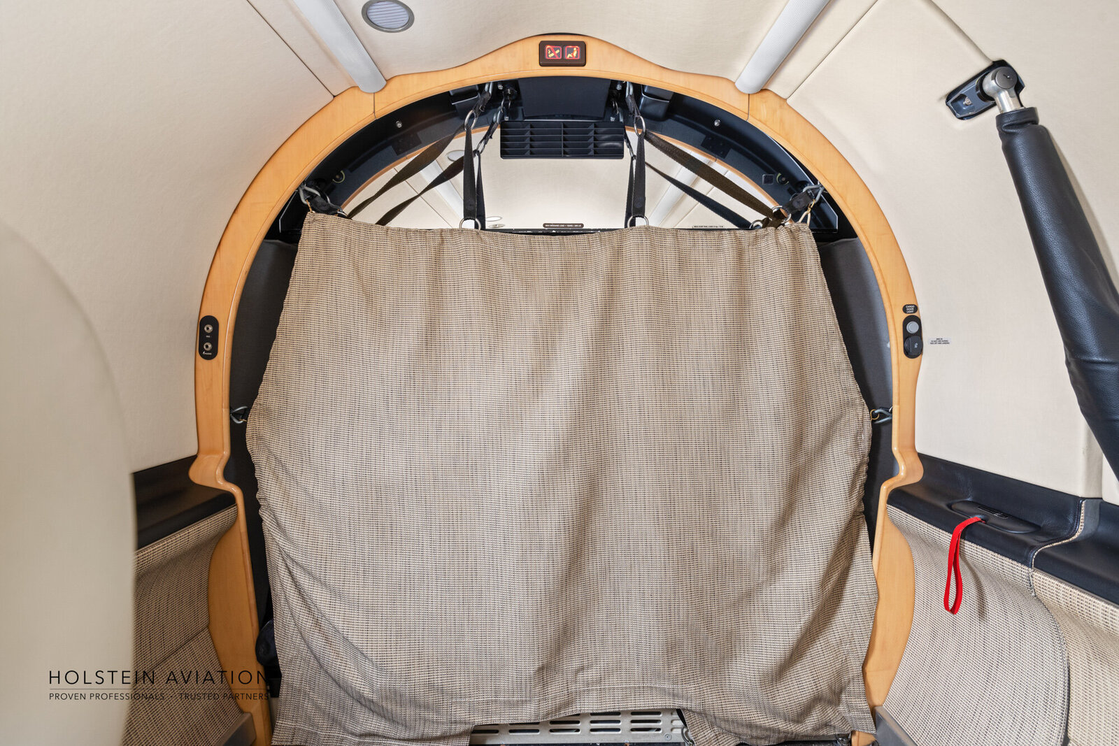 Pilatus PC12 N519TV Watermarked-21