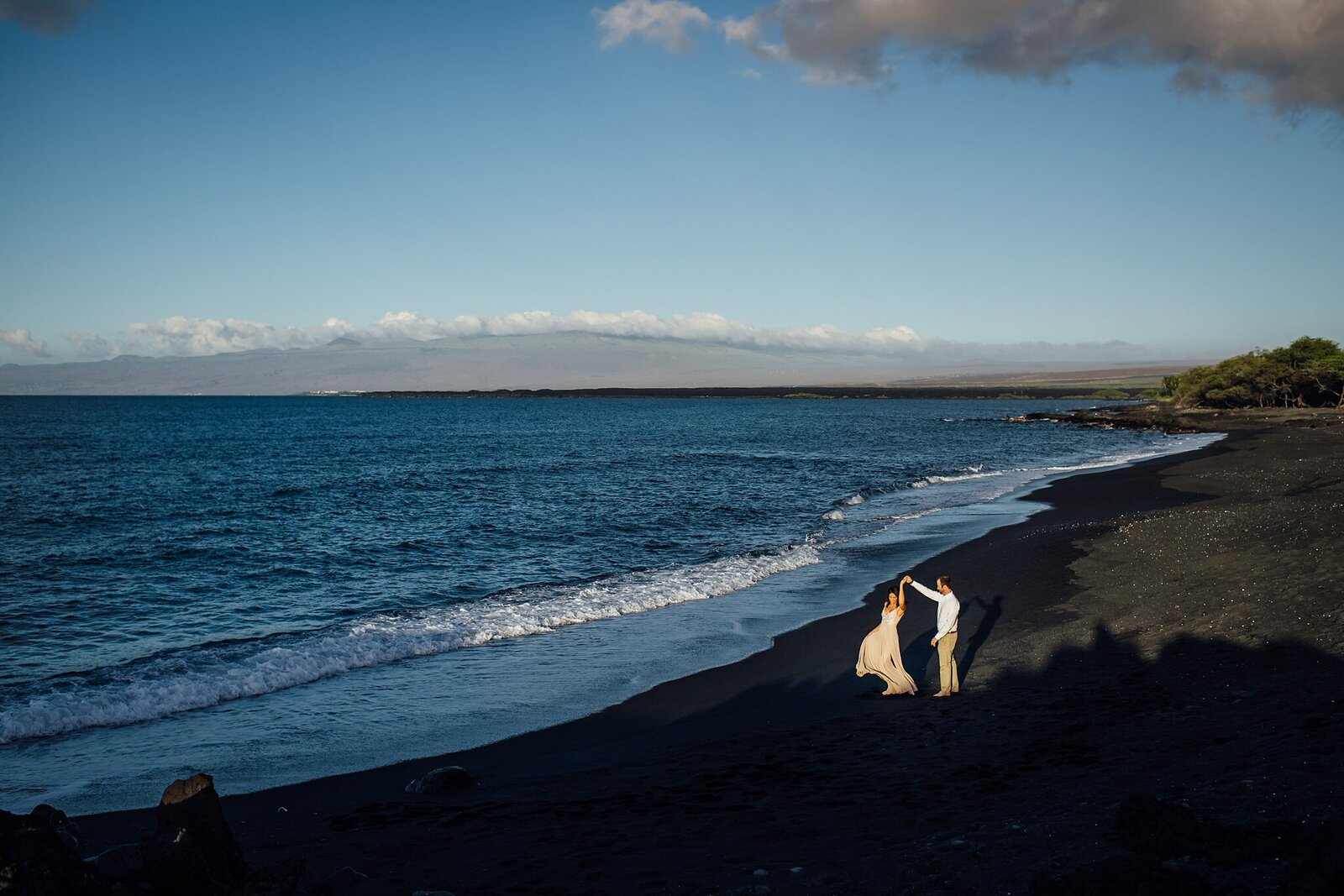 black sand beach elopement on the big island