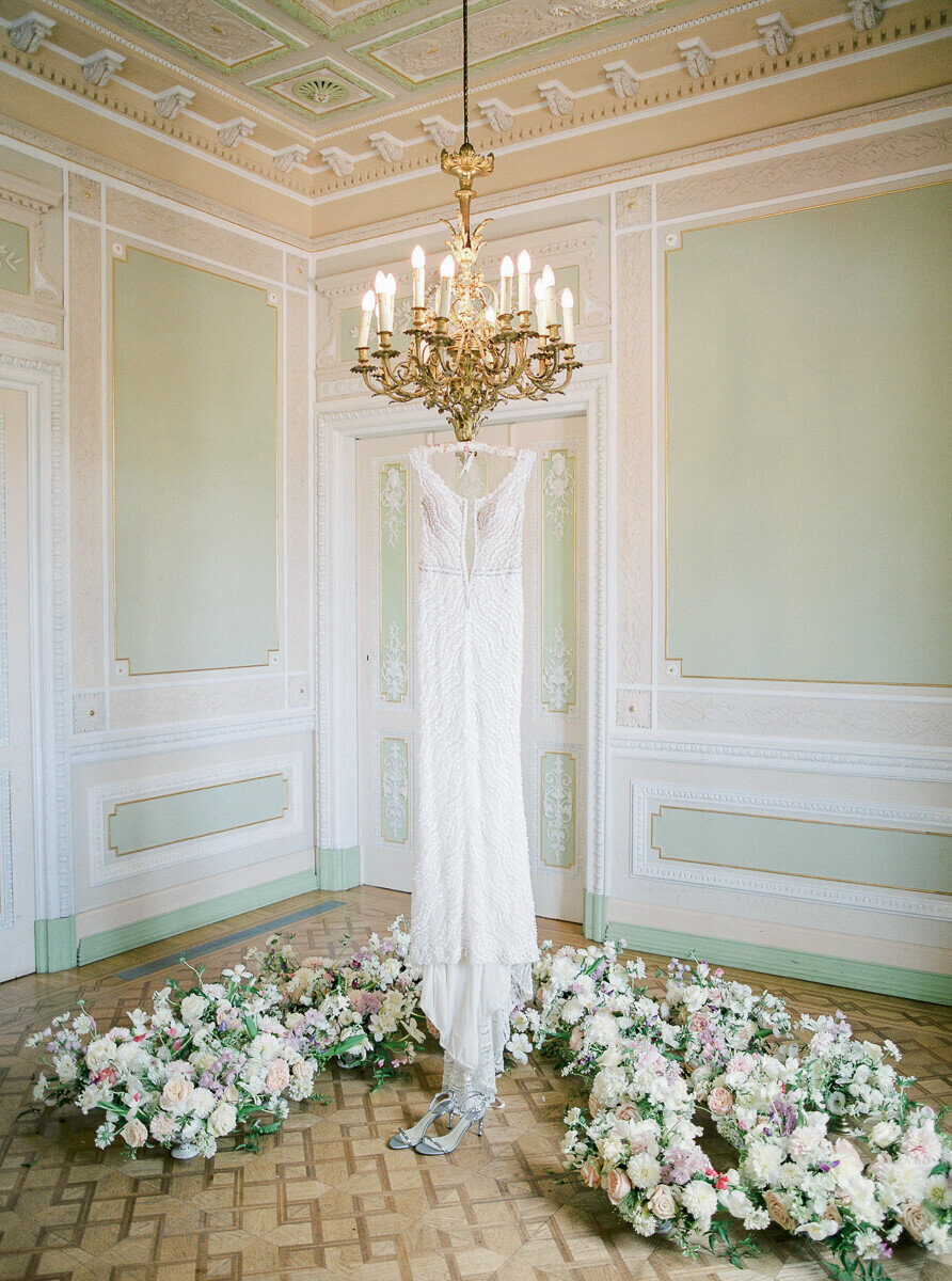 Berta-wedding-dress-in palacio estoi in portugal styling by Splendida Weddings