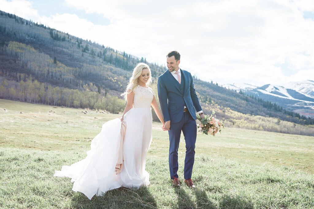 Philadelphia Elopement Photographer, Bride and Groom, Rocky Mountain Elopement and Wedding