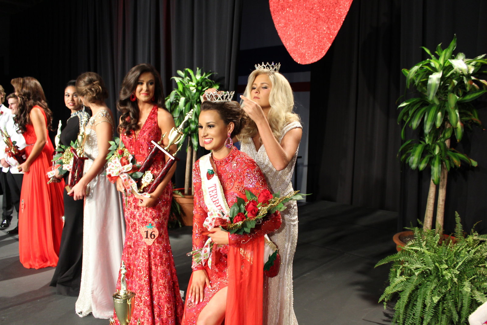 West Tennessee Strawberry Festival - Humboldt TN - Pageant - Main Terr7