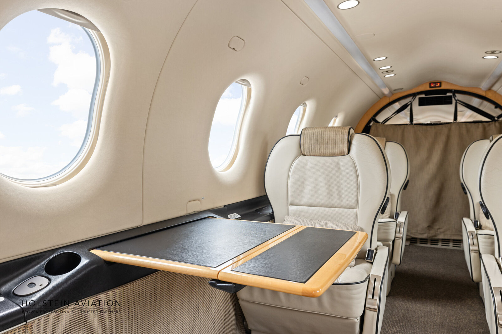 Pilatus PC12 N519TV Watermarked-18