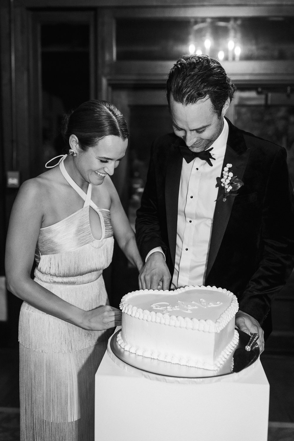 refined-chic-wedding-mount-st-bruno-country-club-montreal-junophoto-092