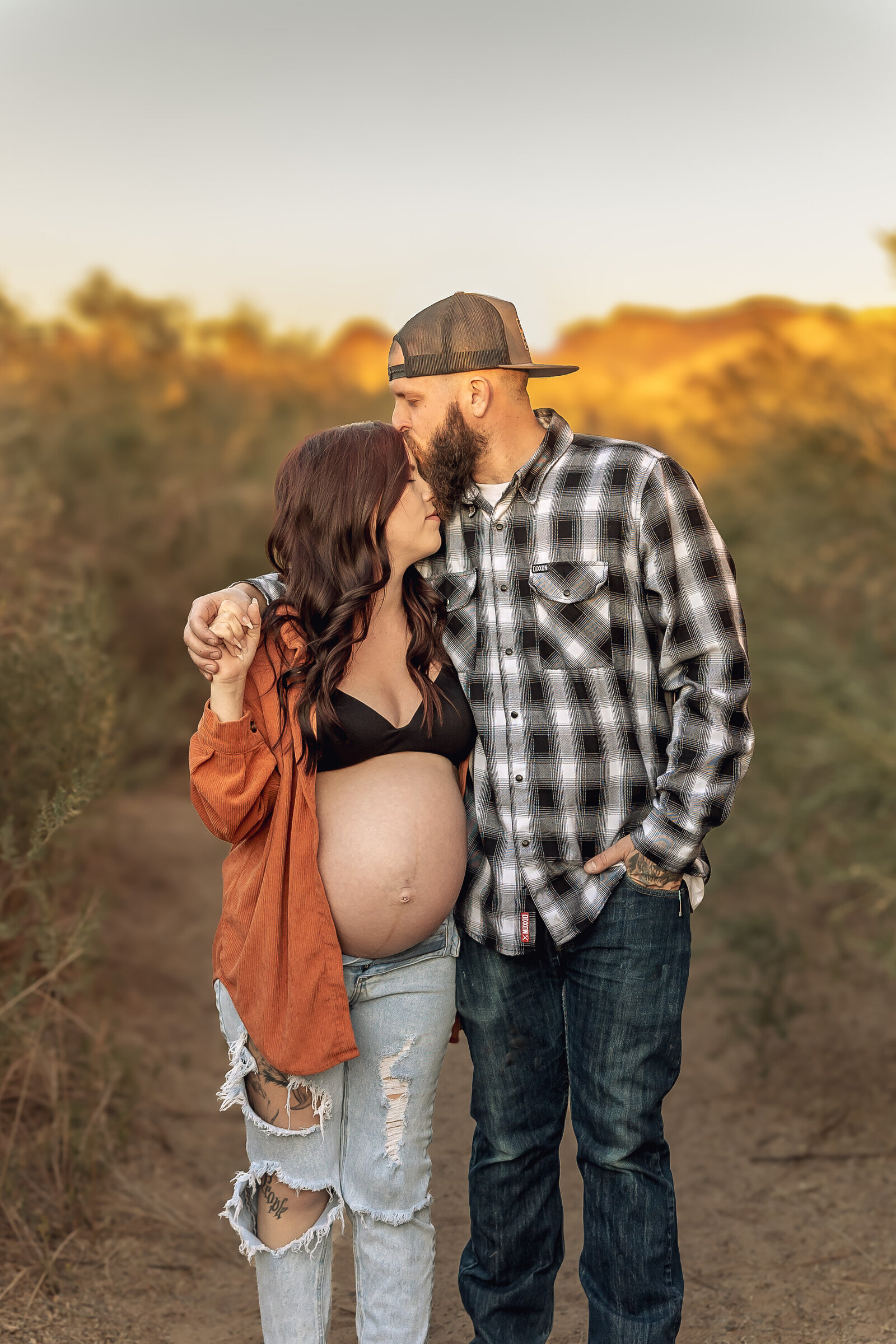 Elona Shea Photography_Lake Havasu_Maternity_Castle rock bay_