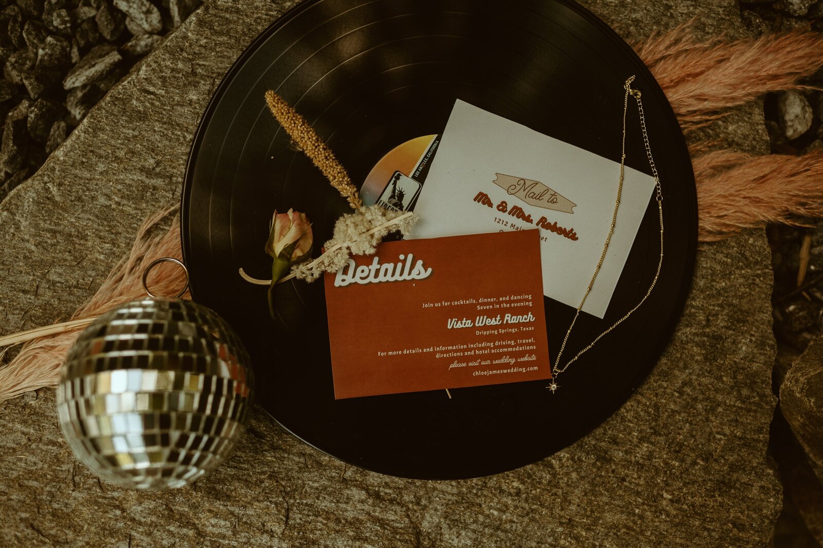 devon-divine-m7XnU0La6qo-unsplash