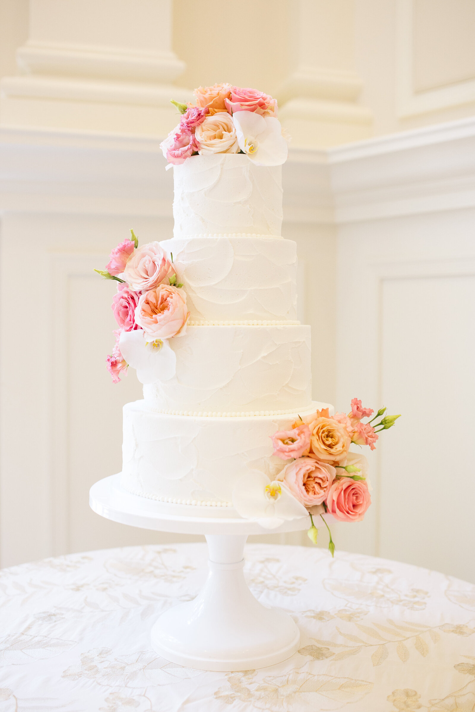 Textured-Organic-Wedding-Cake-Ashley-Cakes-36
