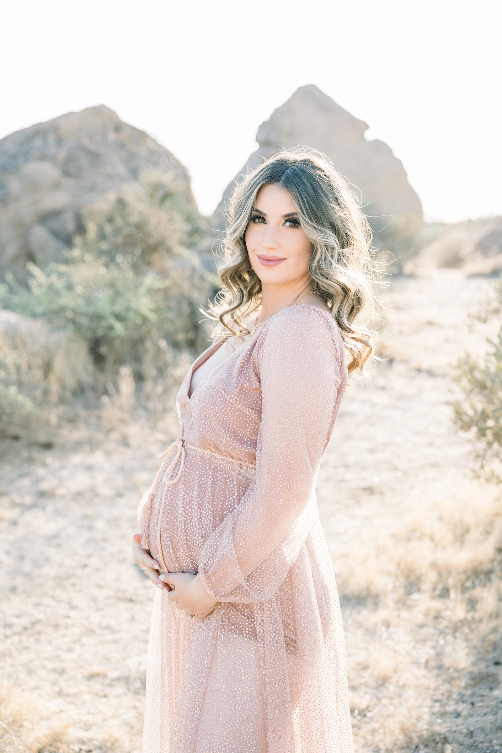 Arizona-Desert-Maternity-Photography-Brenna-Heater42