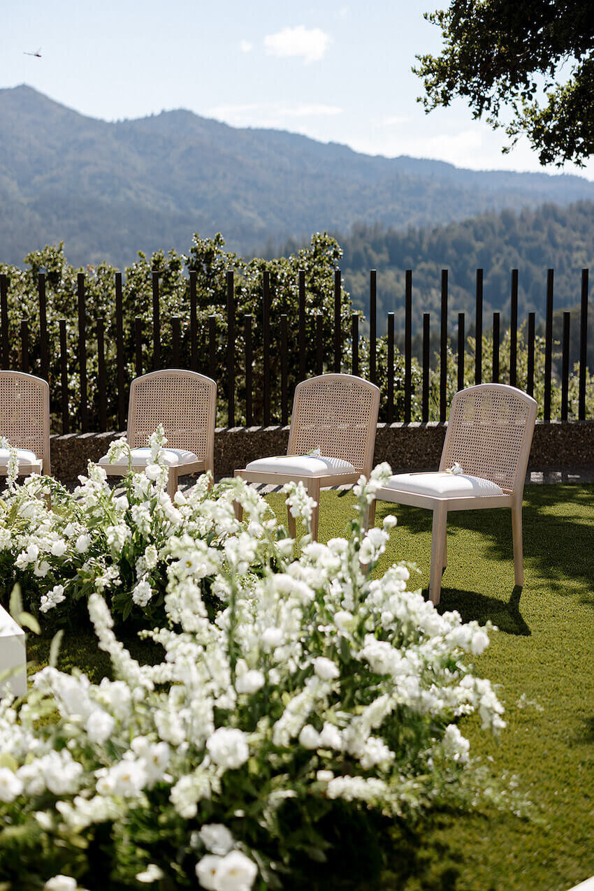 intimate-luxury-backyard-wedding-17