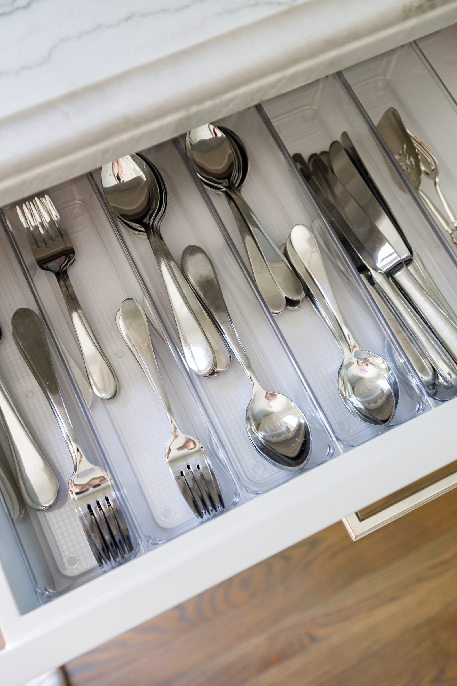 vision and hammer organizing kitchen eating utensils