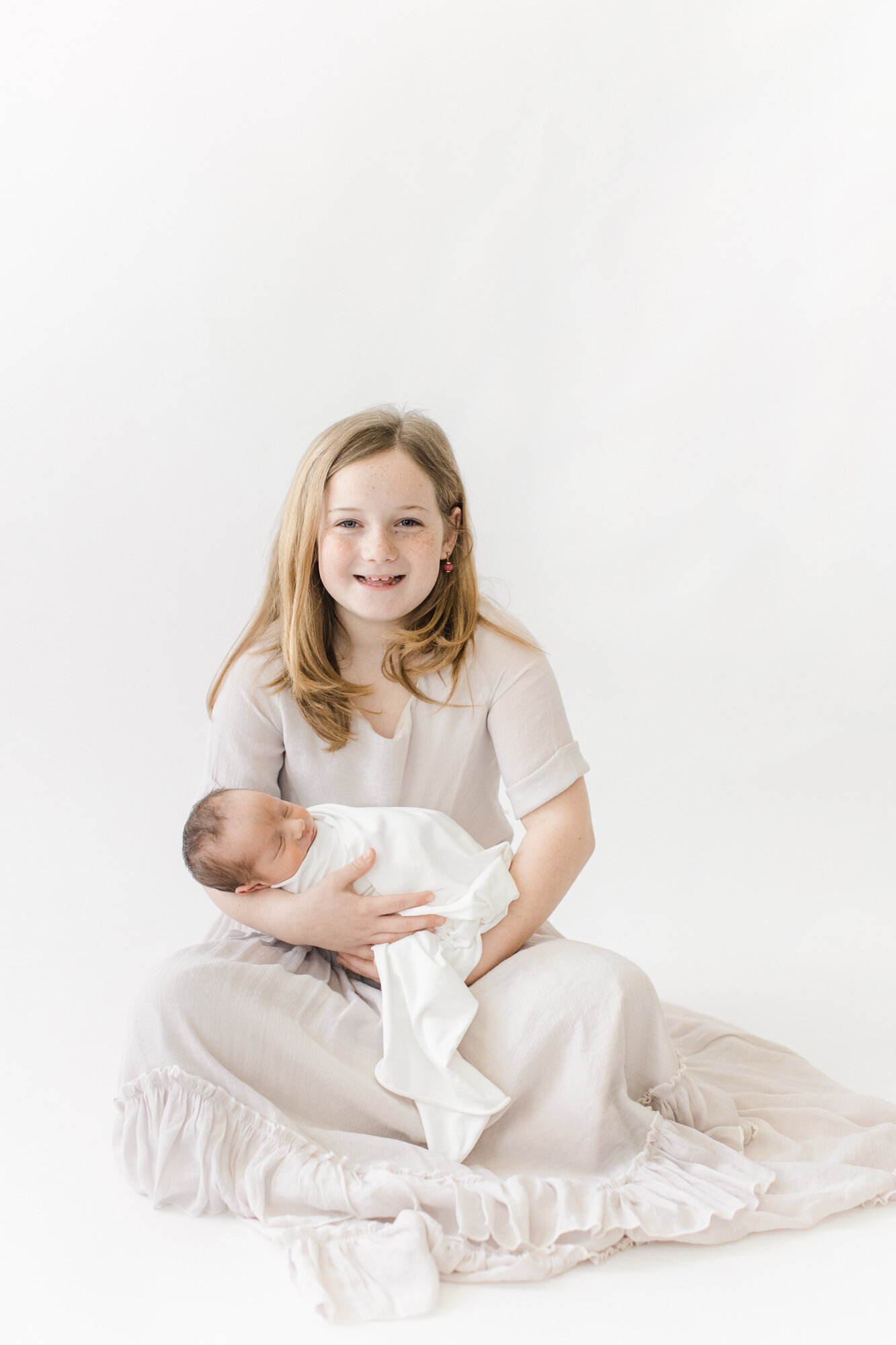 bentonville-family-of-five-newborn-photos-34