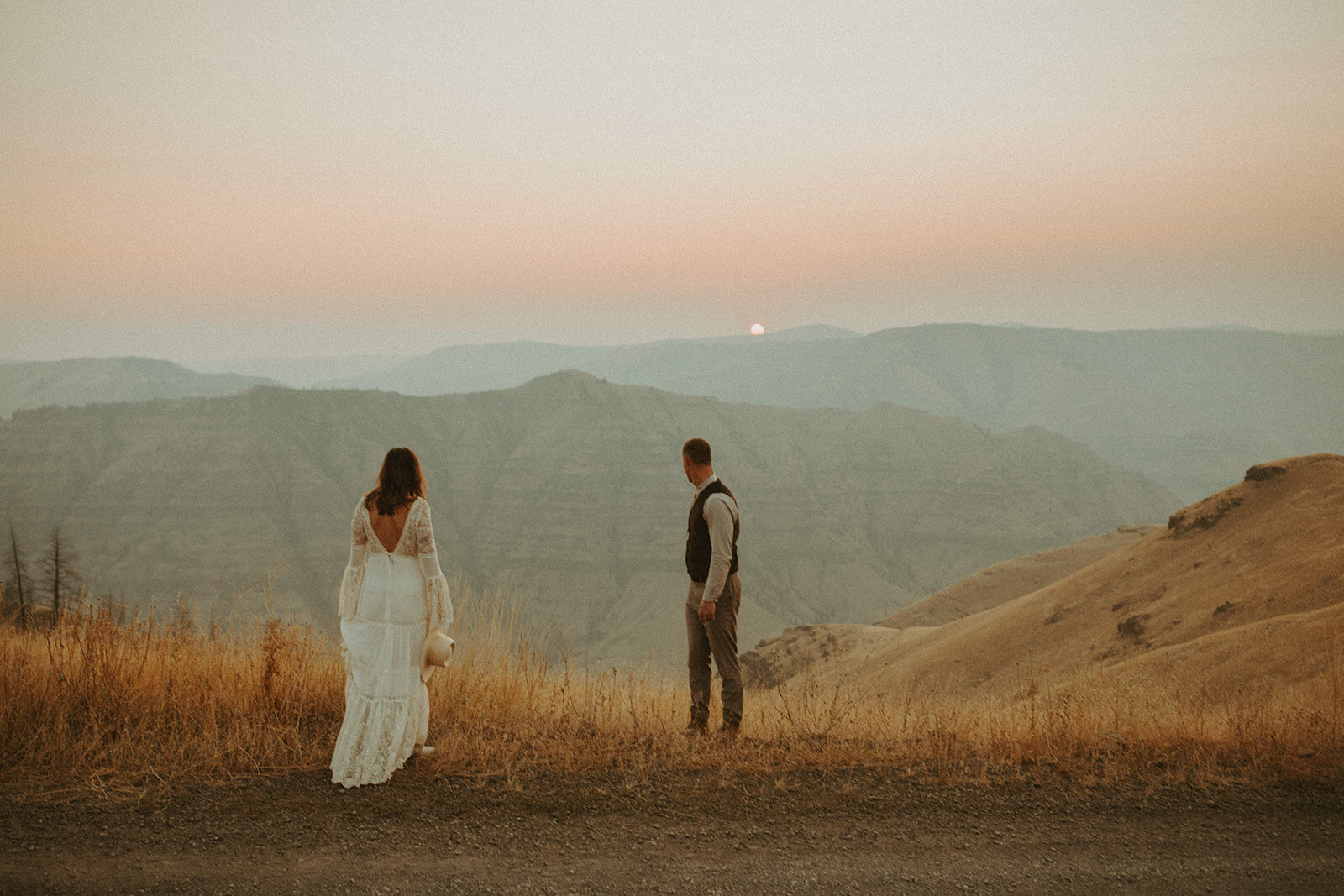 wallowa-lake-hells-canyon-eastern-oregon-elopement-photographer-dawn-photo-817