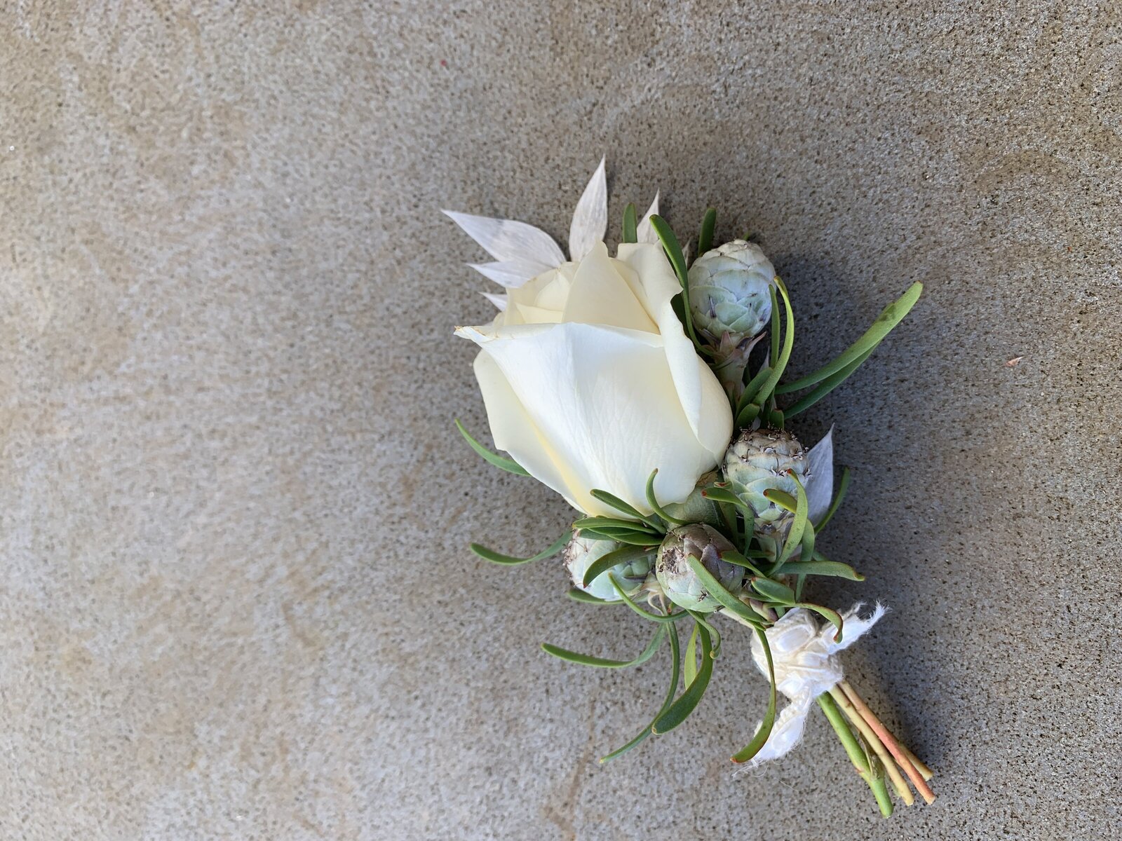 Phillip_Island_wedding_bouquets_buttonholes_23