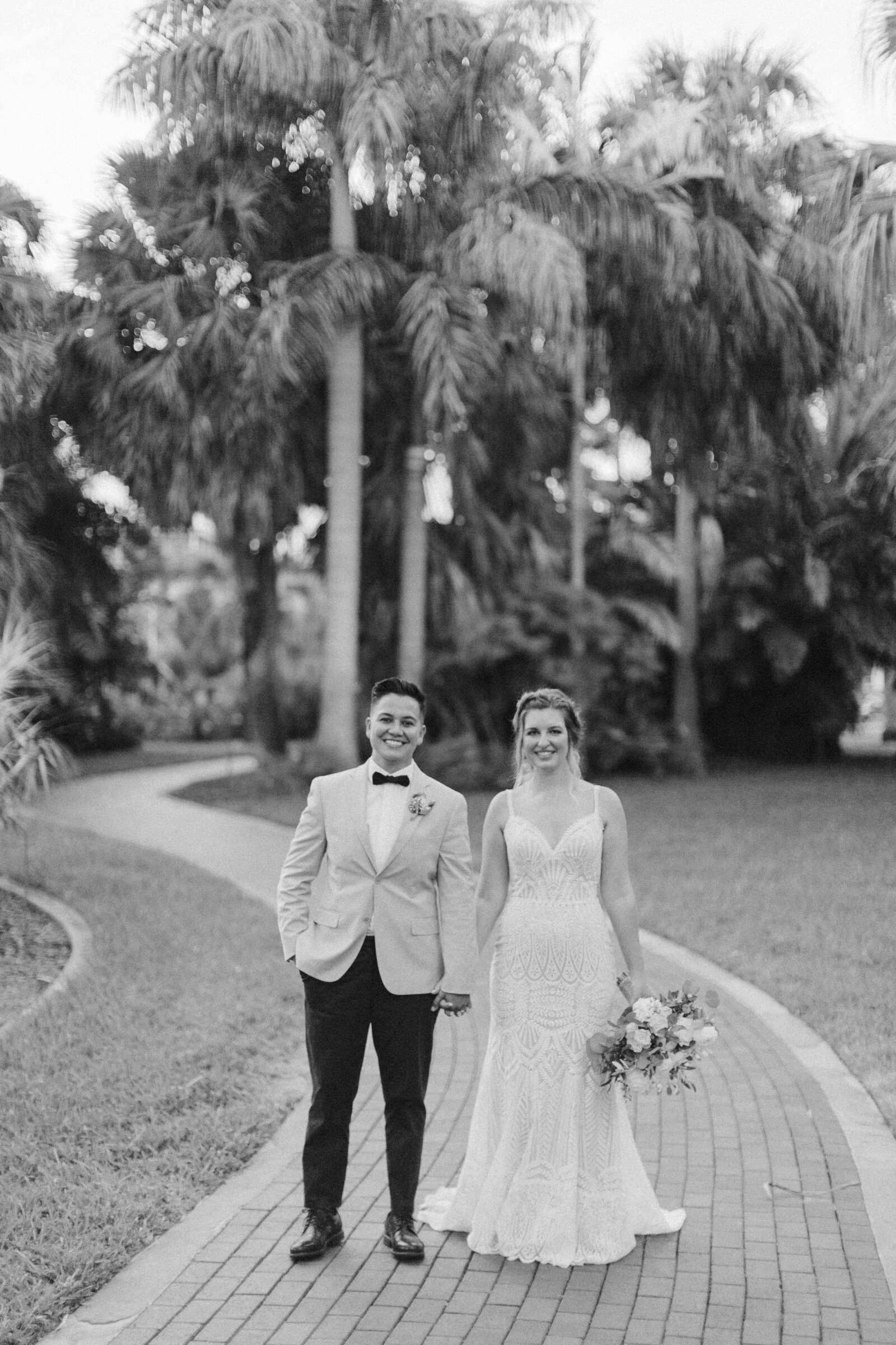 Amanda&Krystle-Backyard-Wedding-500