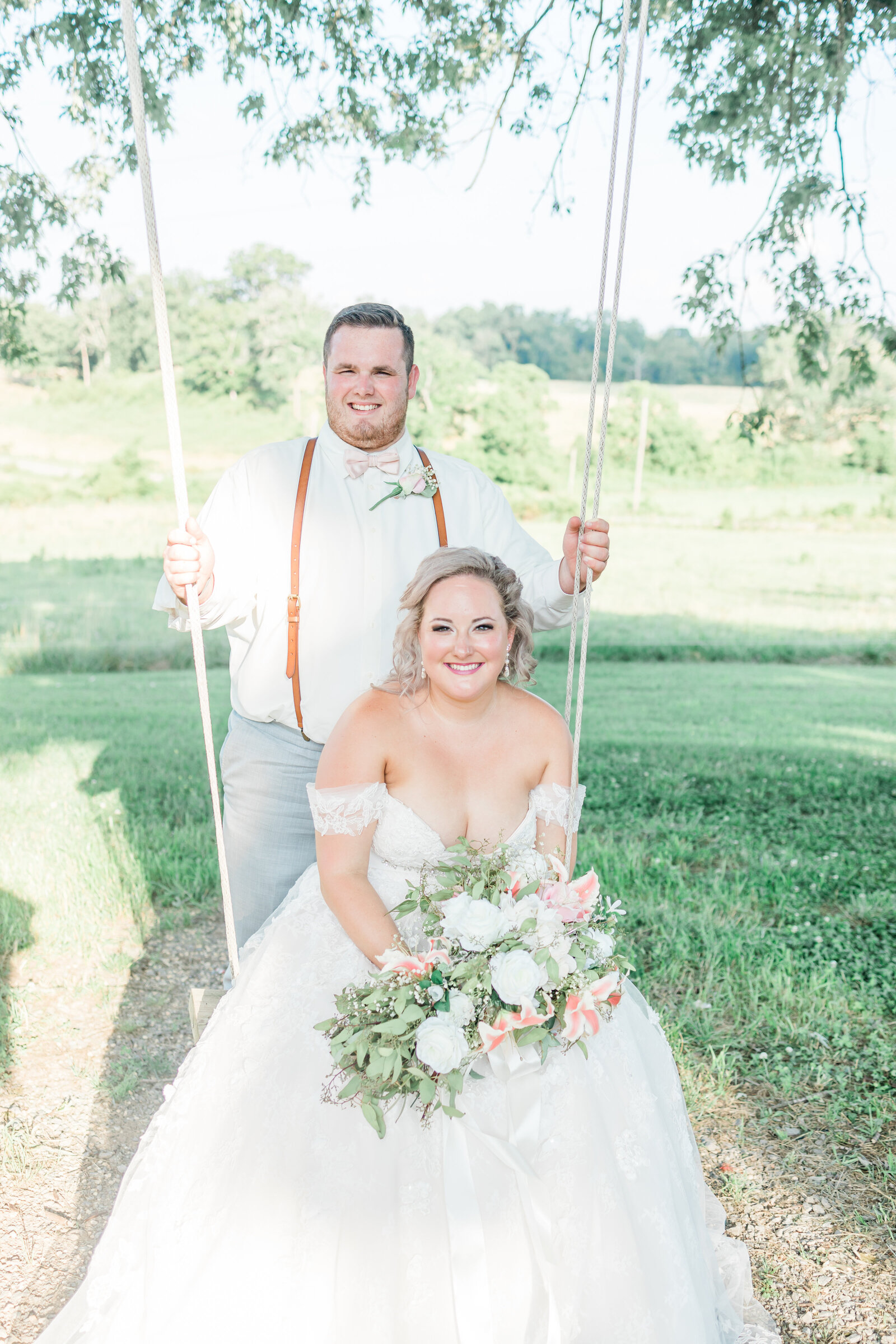 Knoxville-Wedding-White-Barn-Cruze-Farm-Willow-And-Rove-338