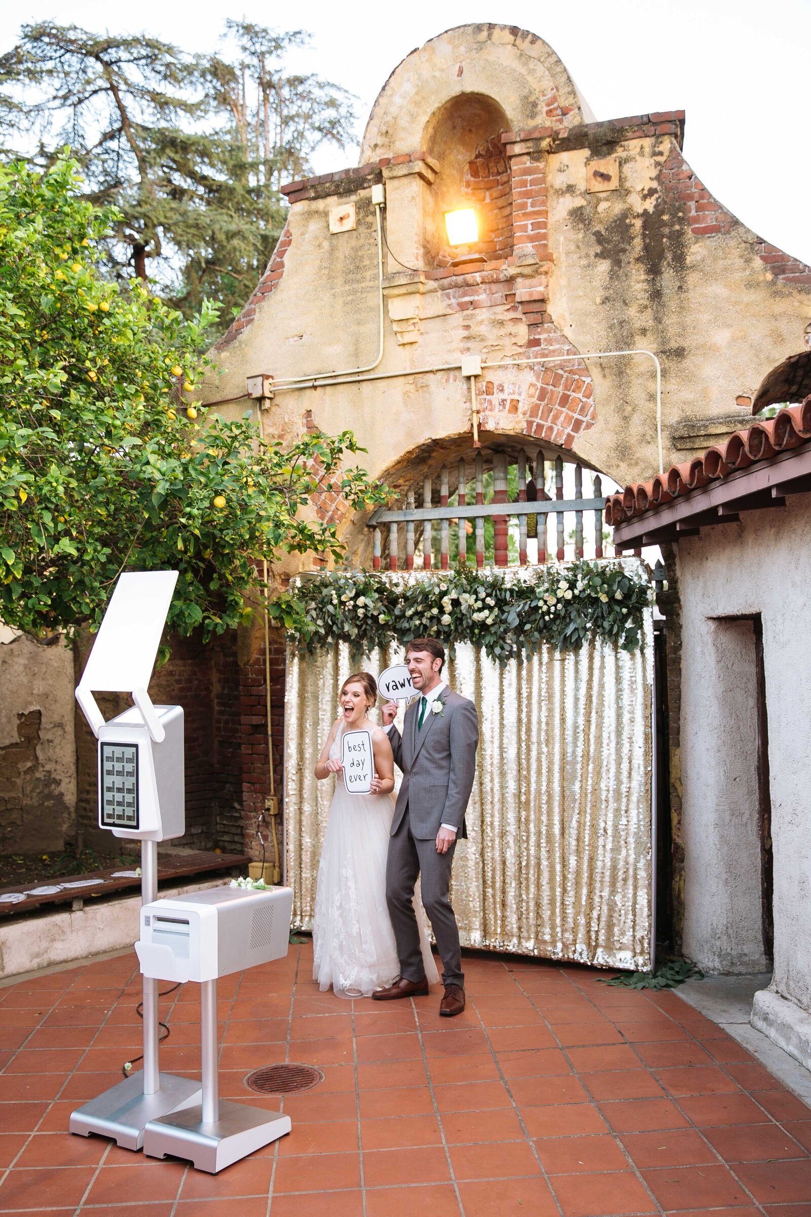 montreal luxury wedding photobooth