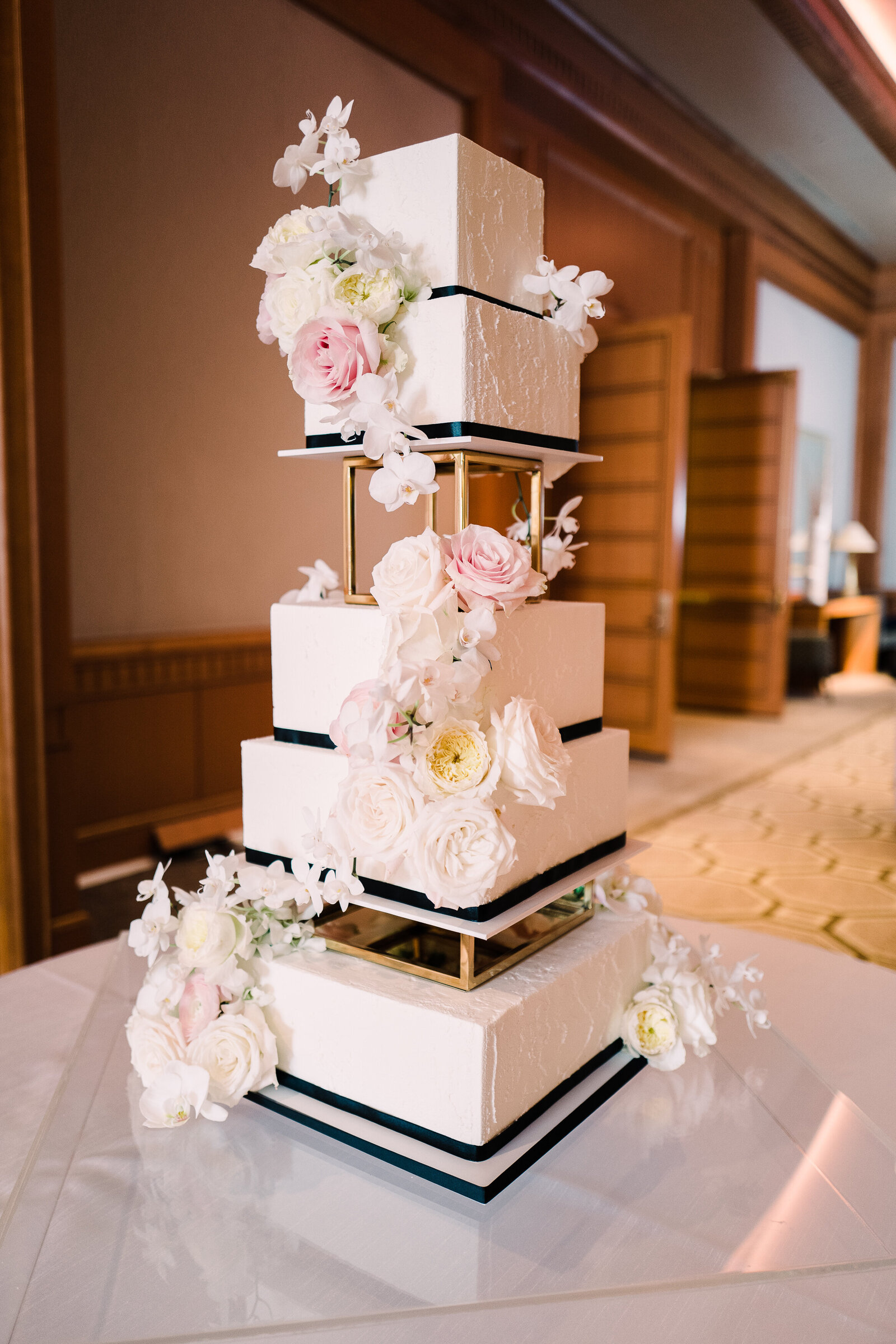 Modern-Wedding-Cake-Ashley-Cakes-65