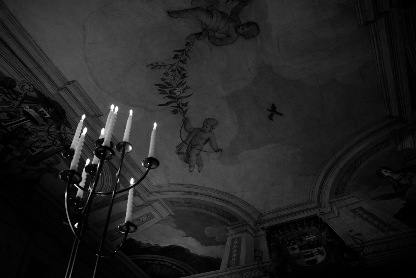 Caravaggio themed wedding inspiration-Zeilitzheim Castle near Würzburg_by fine art wedding photographer SELENE ADORES-480-_ROV0287