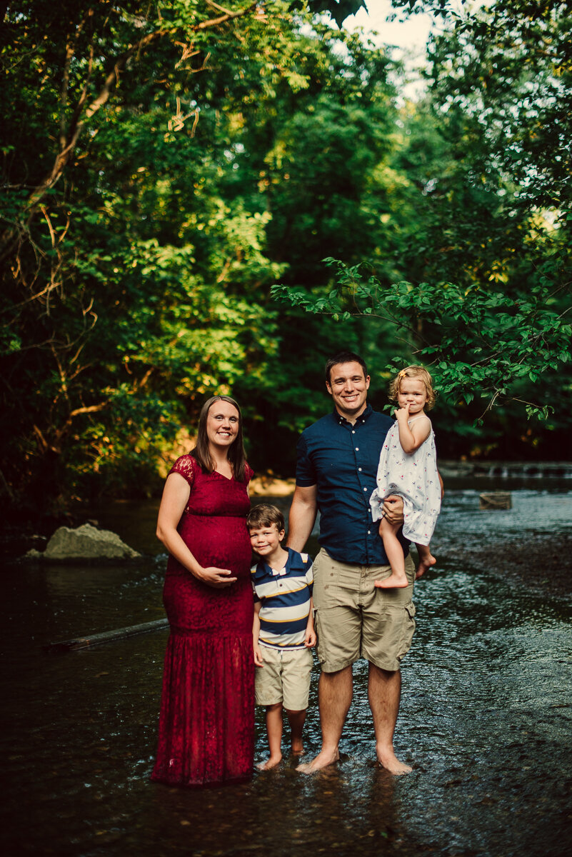 Creek-Maternity-Pickerington-Ohio-Photographer-6