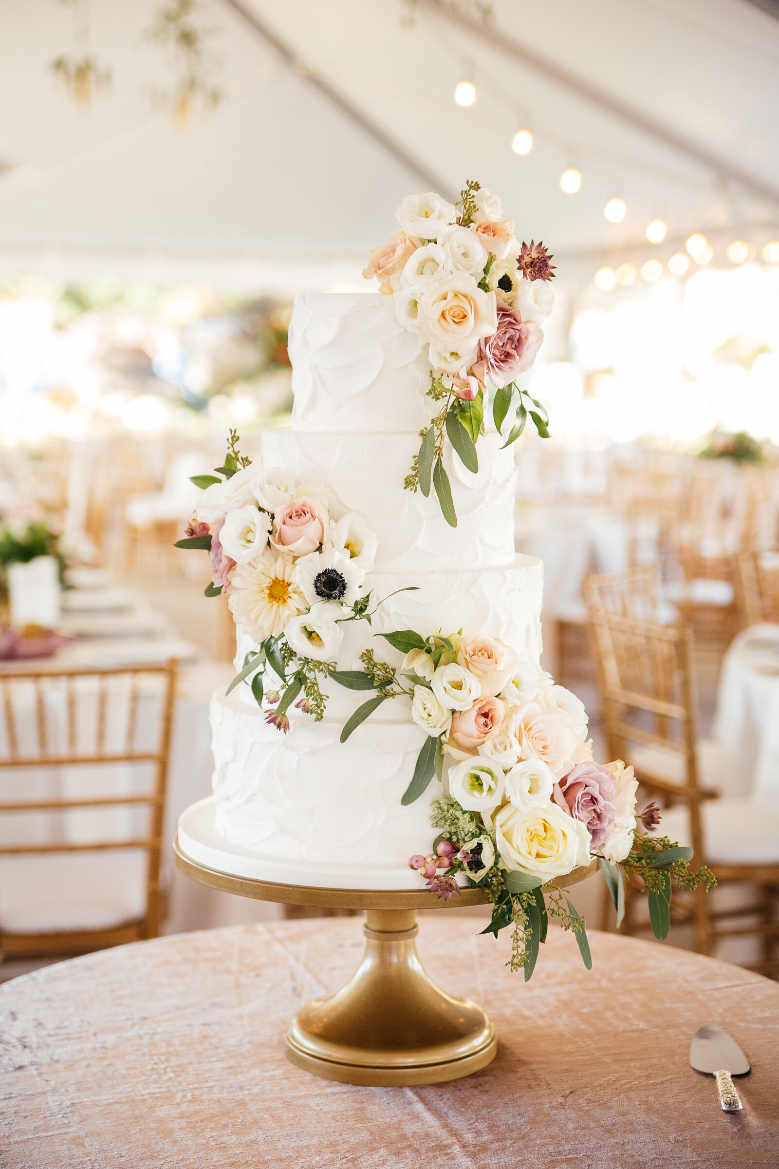 Textured-Organic-Wedding-Cake-Ashley-Cakes-15