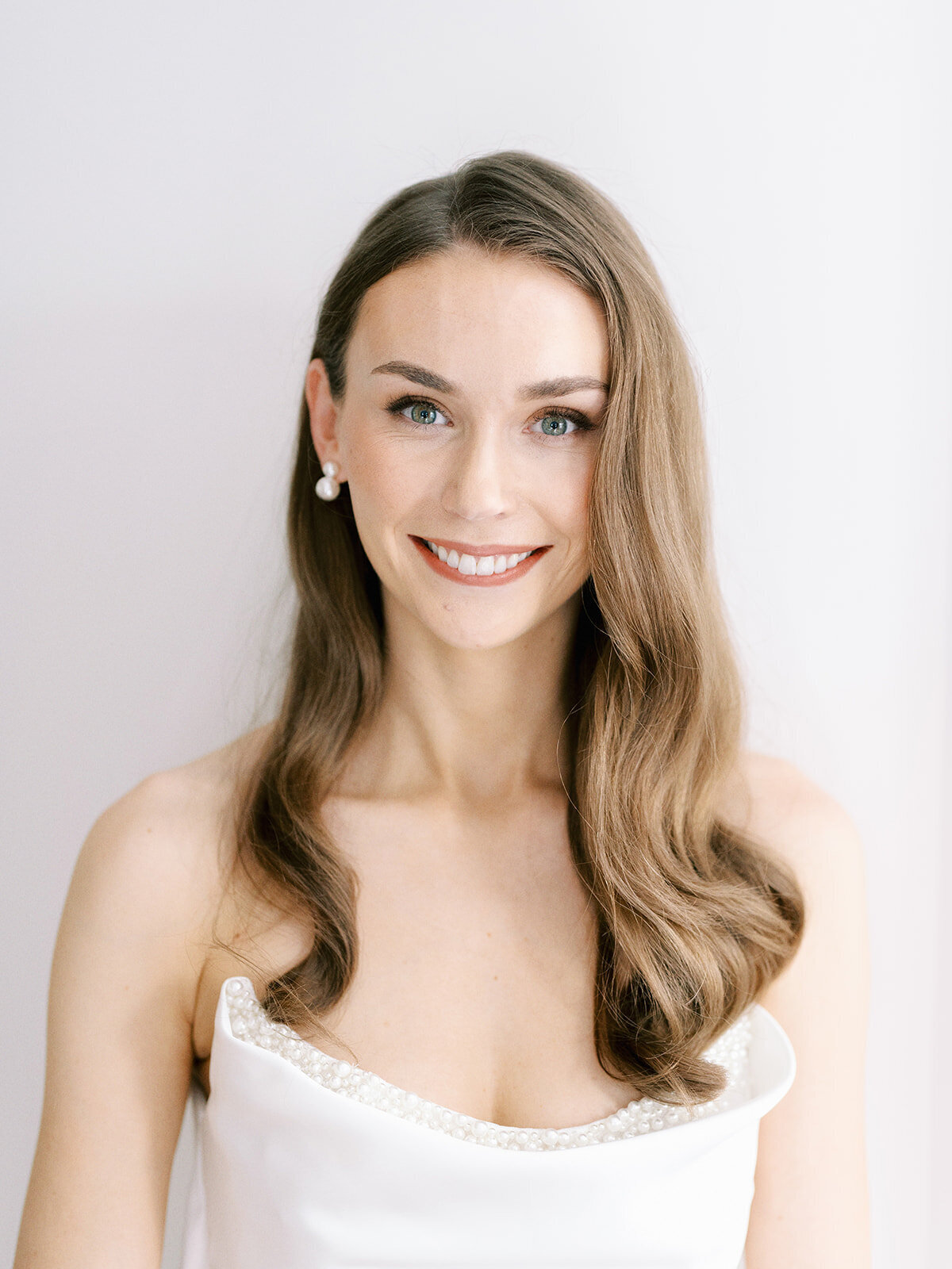 Chicago_Wedding_Photographer_LaurenPage23-24