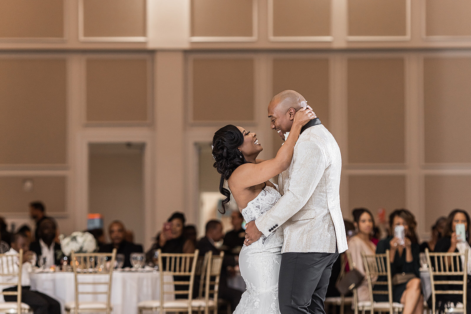 courtney_and_ajalen_wedding_at_the_bowden_dallas_wedding_planner