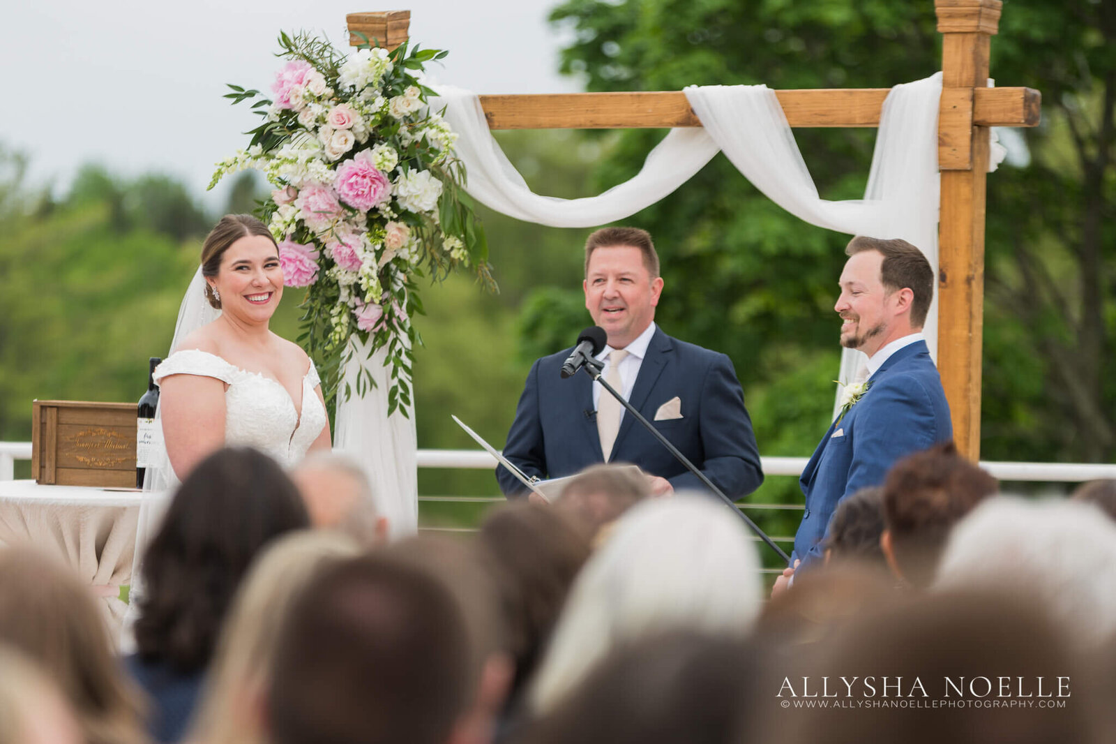 Wedding-at-River-Club-of-Mequon-583