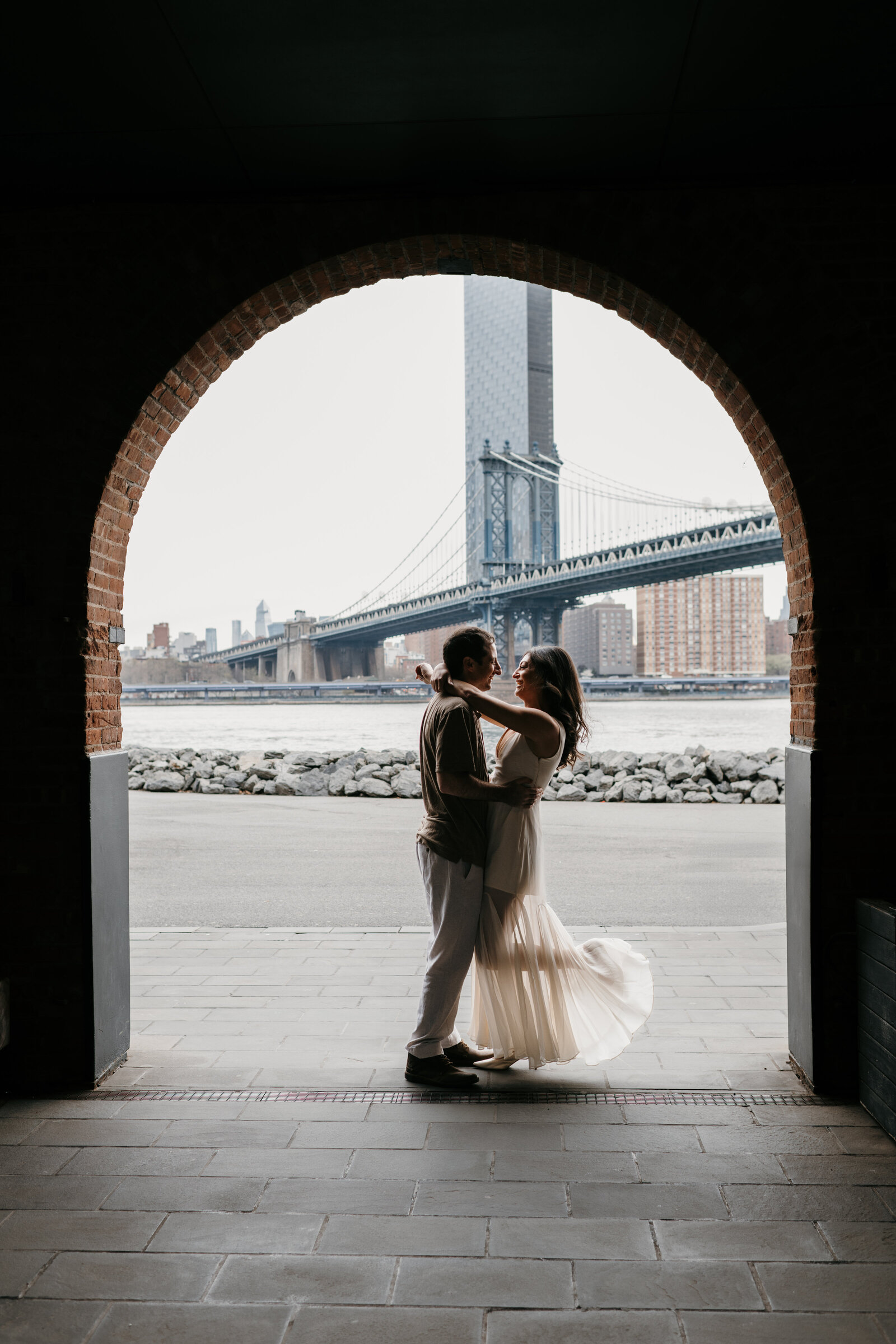 BROOKLYN BRIDGE ENGAGEMENT SESSION-61