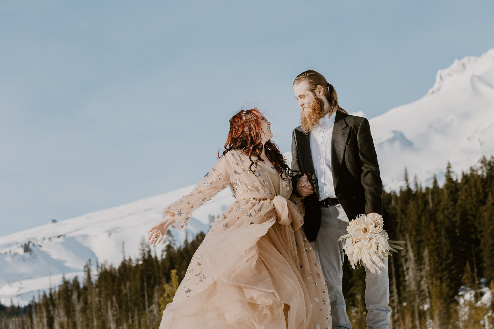snowy elopement bridal portrait at Mt. Hood Oregon taken by Wedding Photographer Lindsey Wickert