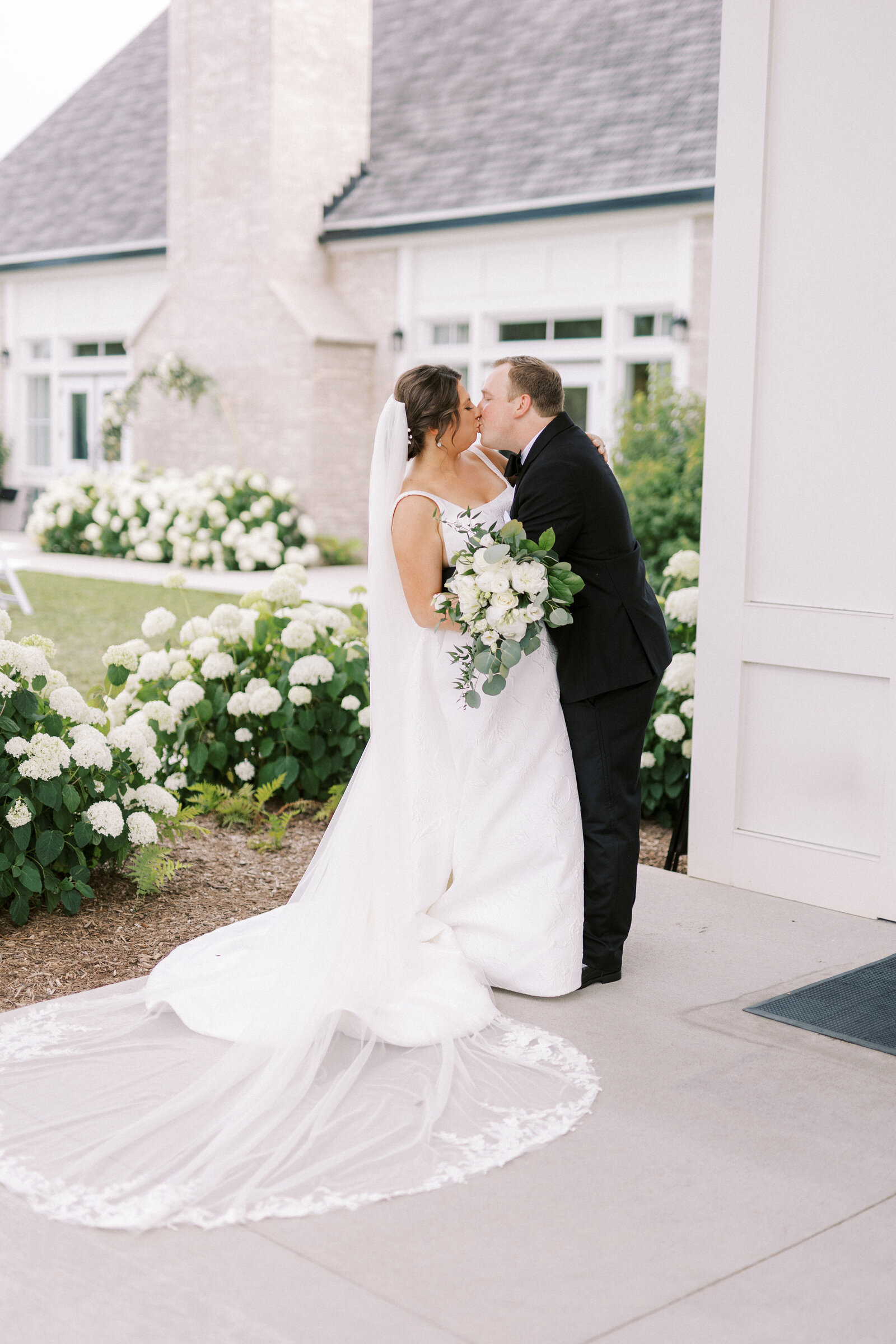Close Wedding Iron & Ember Aubrey Lynn Photography-611